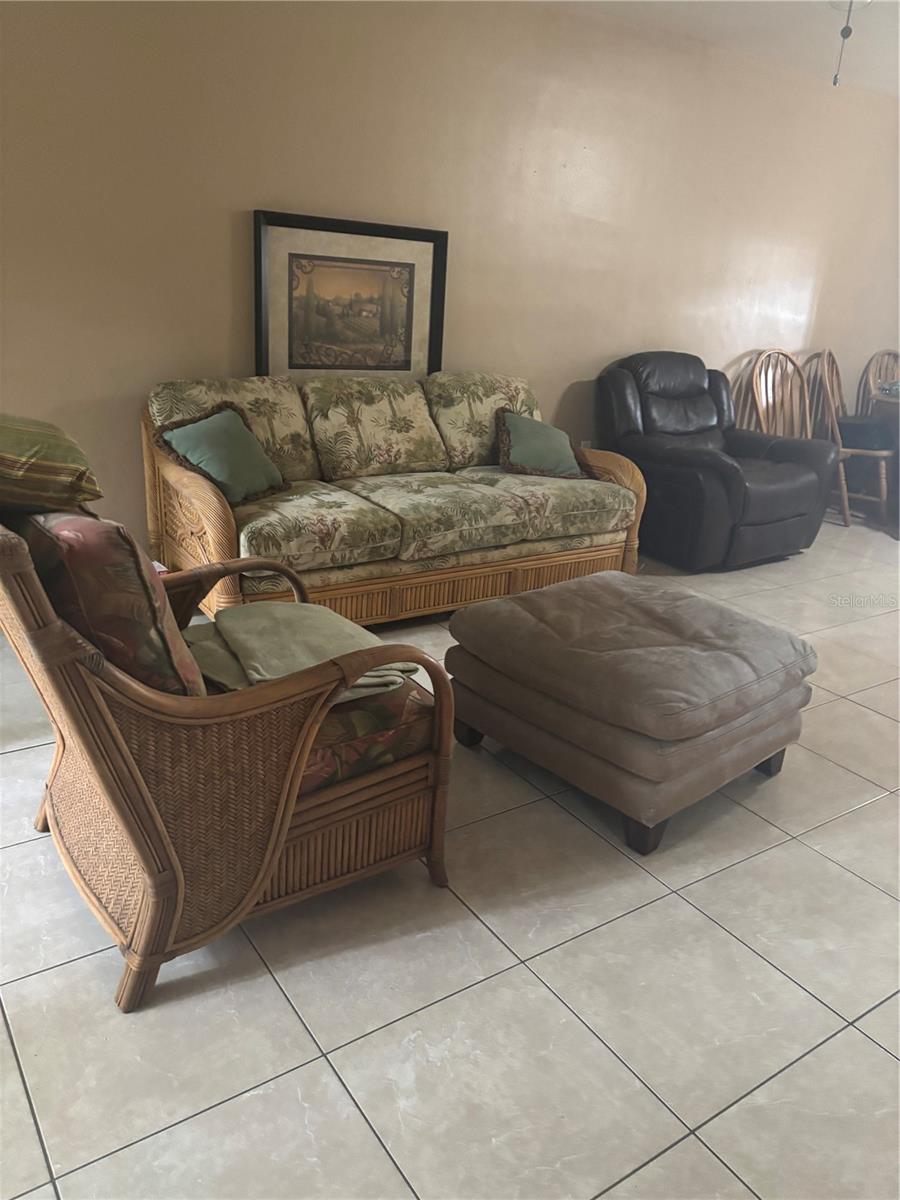 1433 S Belcher Rd #g1 Property Photo 10