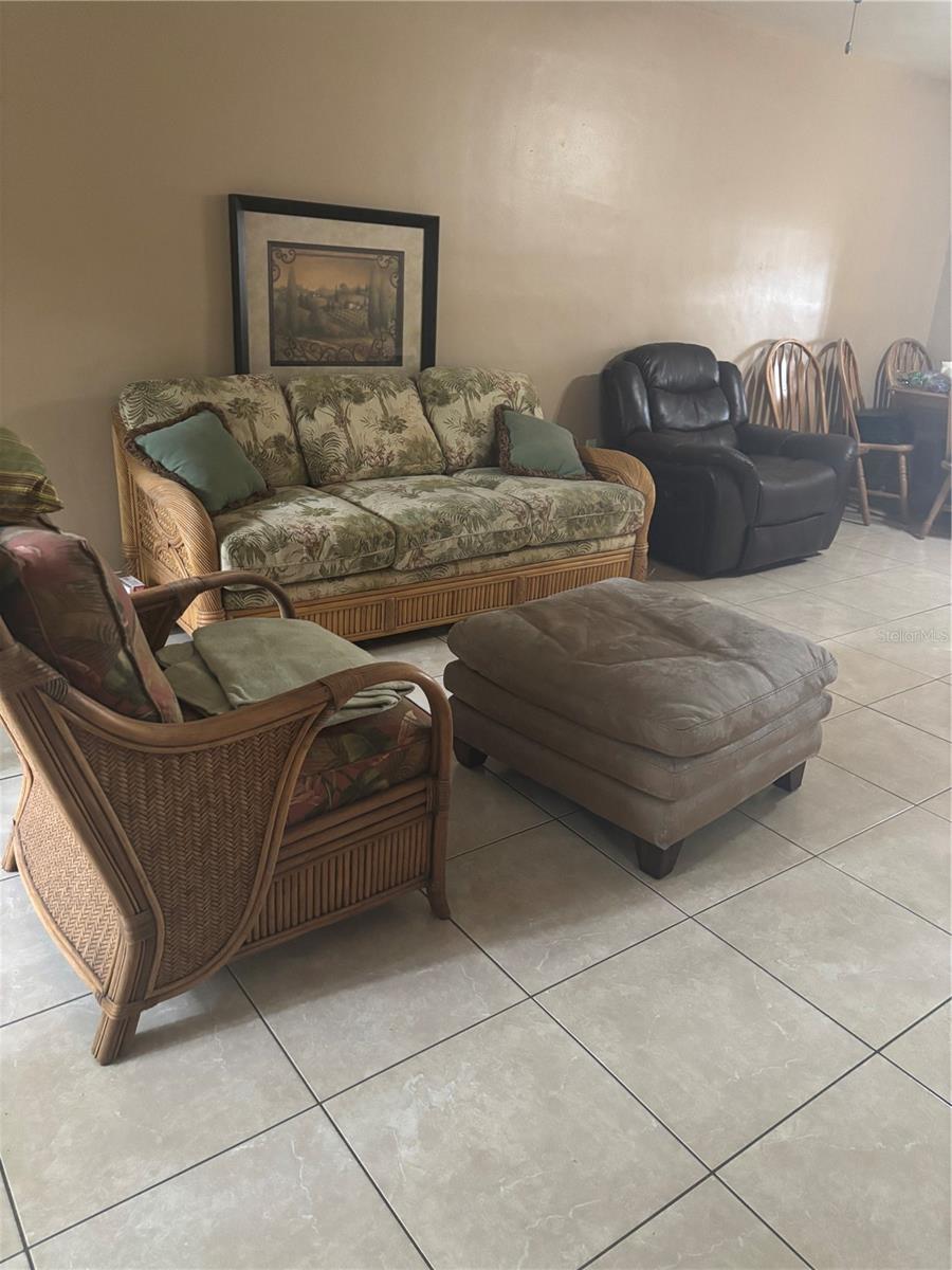 1433 S Belcher Rd #g1 Property Photo 11