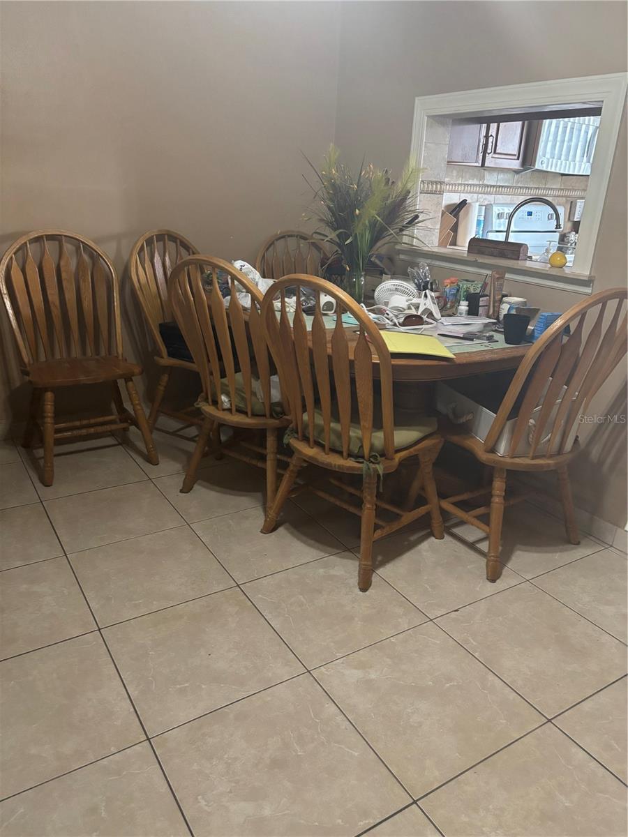 1433 S Belcher Rd #g1 Property Photo 12