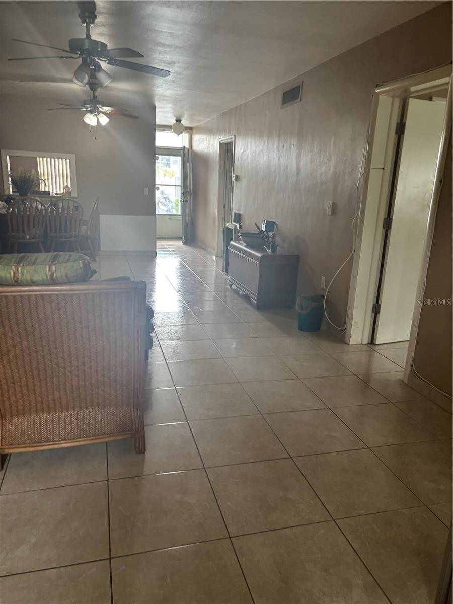 1433 S Belcher Rd #g1 Property Photo 13