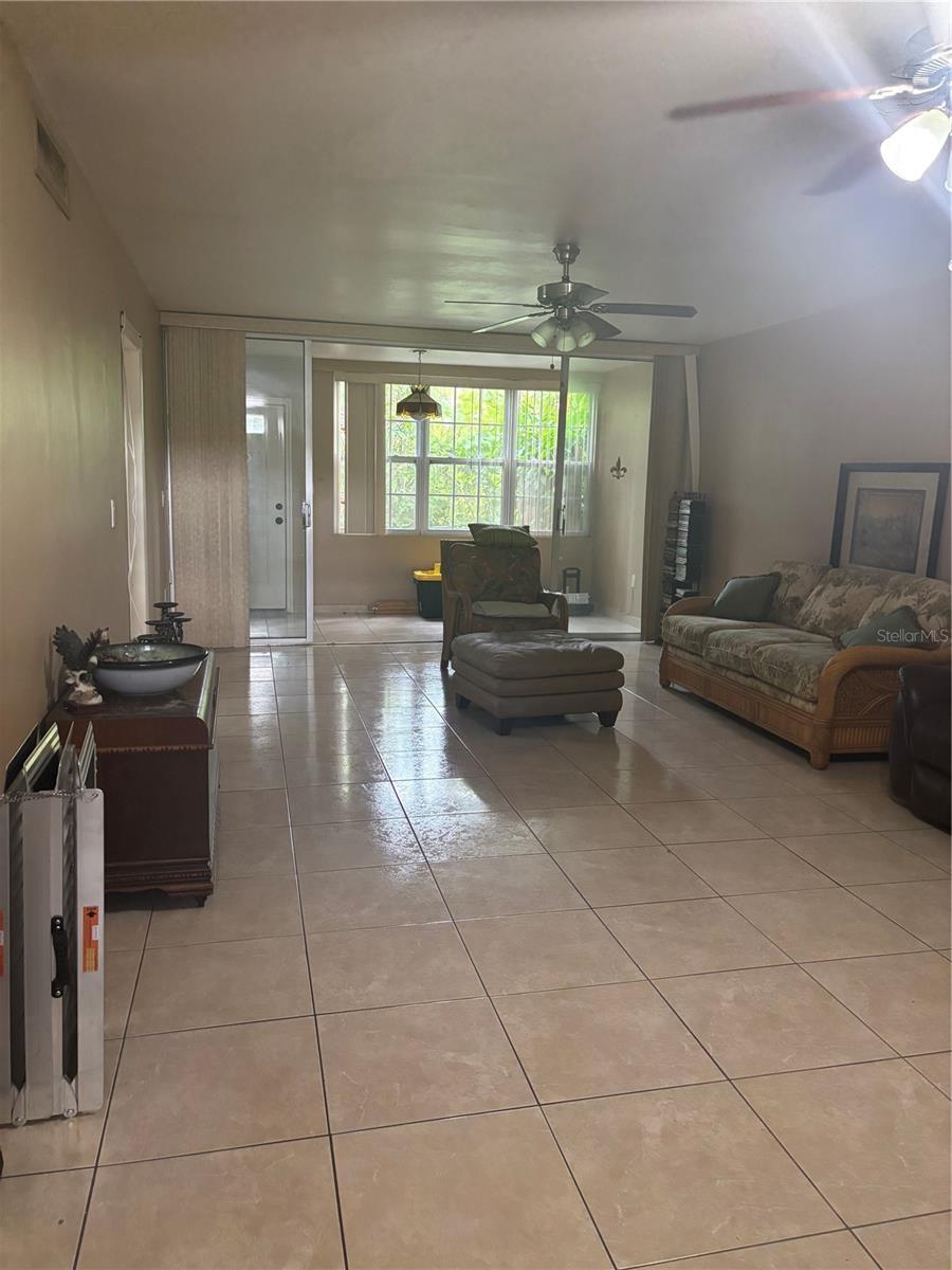 1433 S Belcher Rd #g1 Property Photo 16