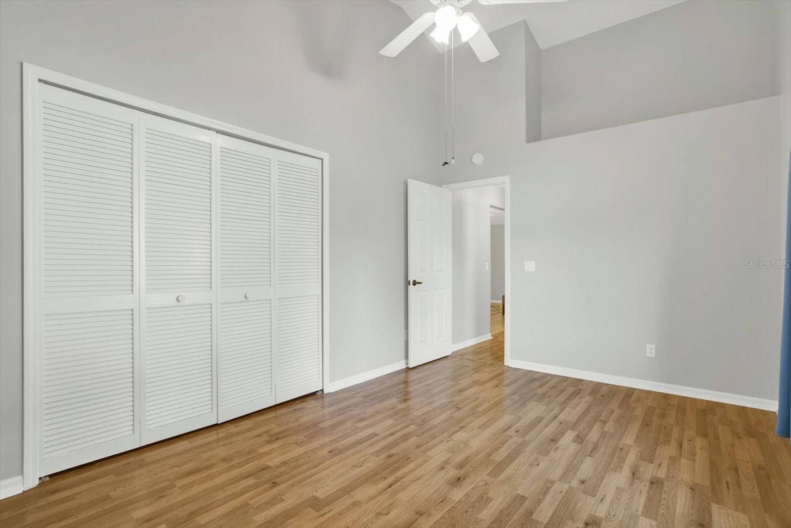 5924 Willow Creek Ct Property Photo 18
