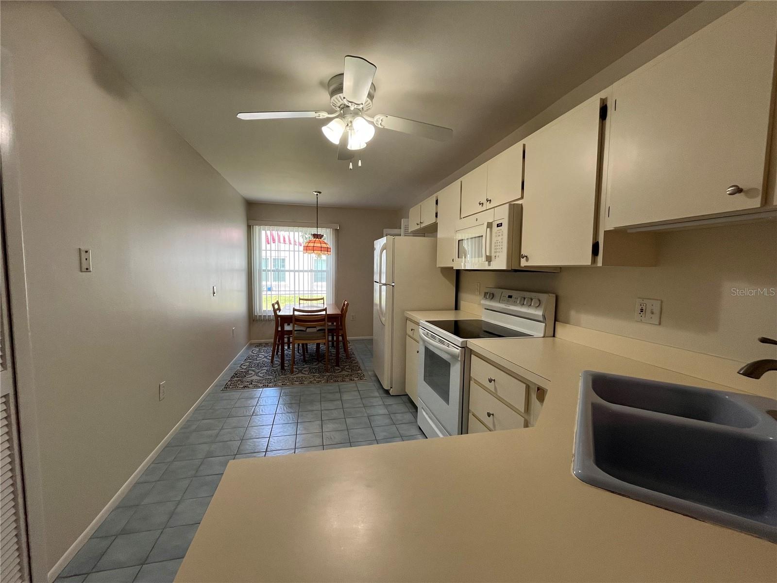 2387 Bentley Drive Property Photo 5