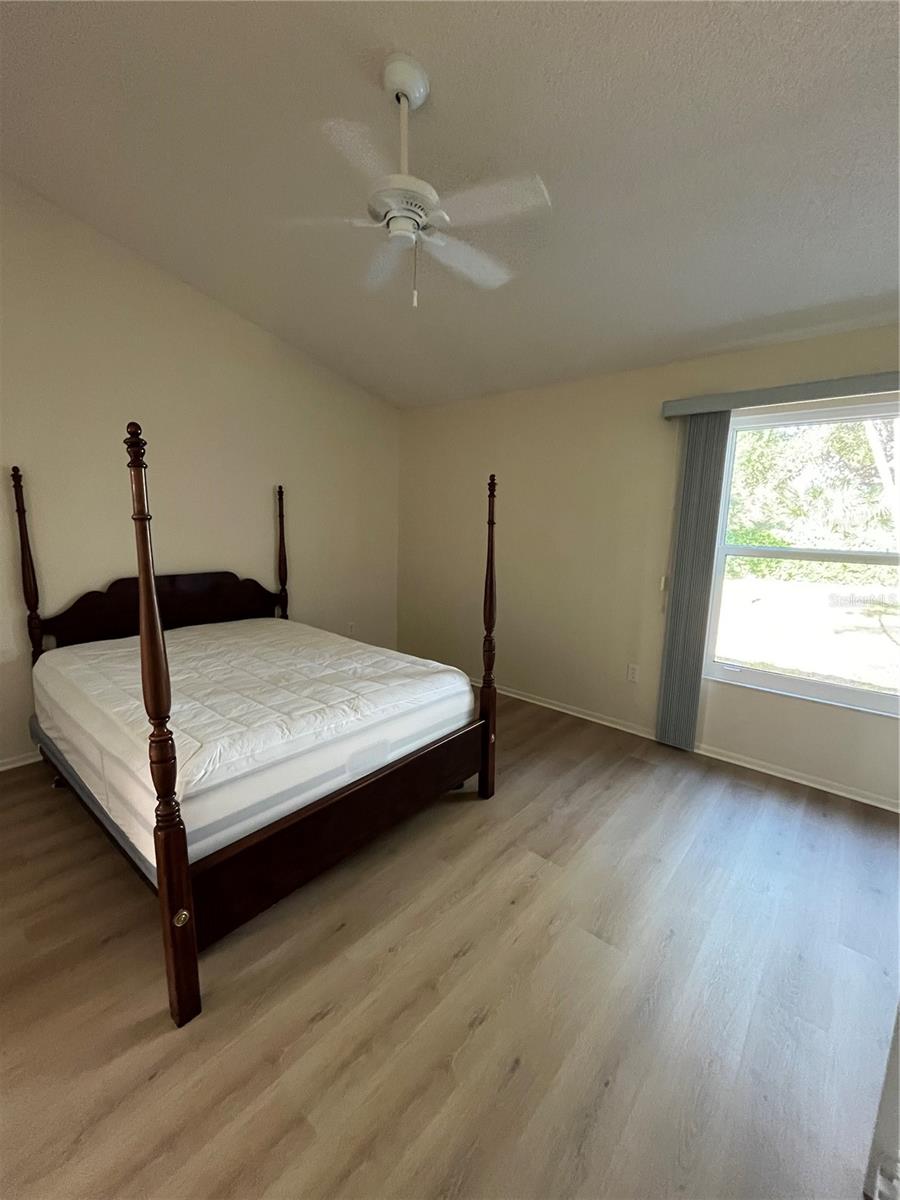 2387 Bentley Drive Property Photo 9