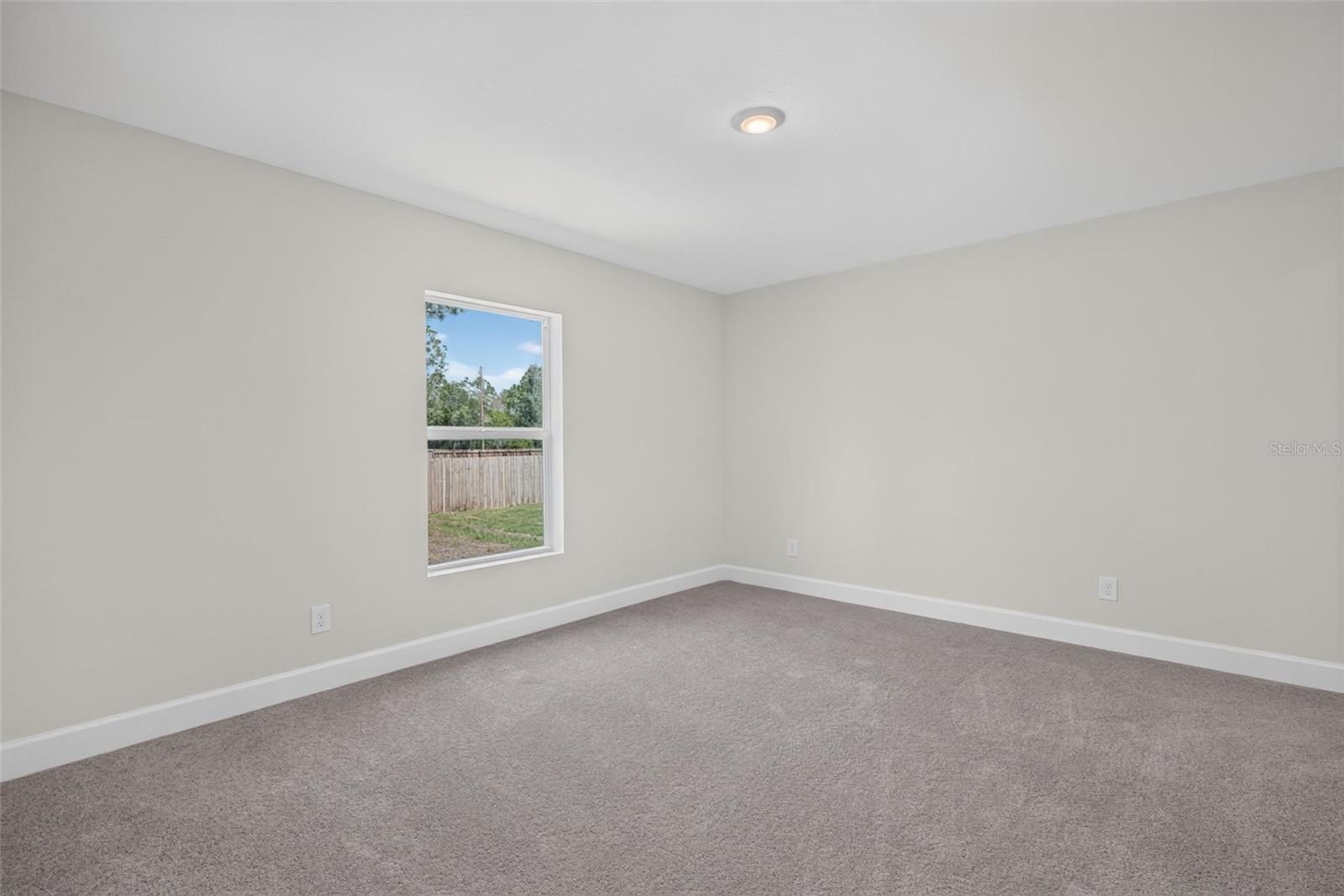 3254 Plymouth St Property Photo 15