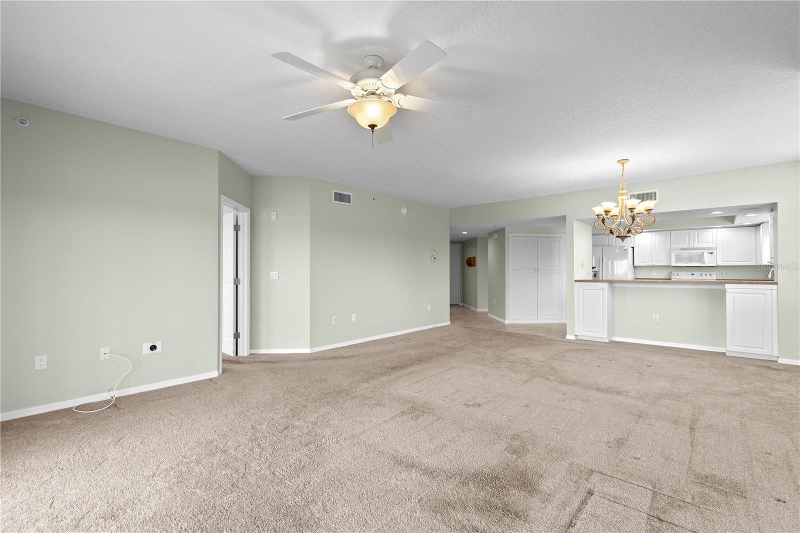 1200 Country Club Dr #1301 Property Photo 27