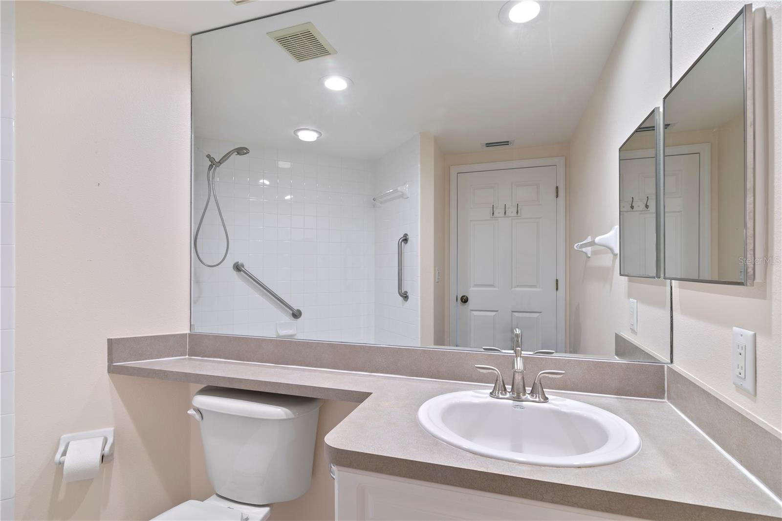 1200 Country Club Dr #1301 Property Photo 47