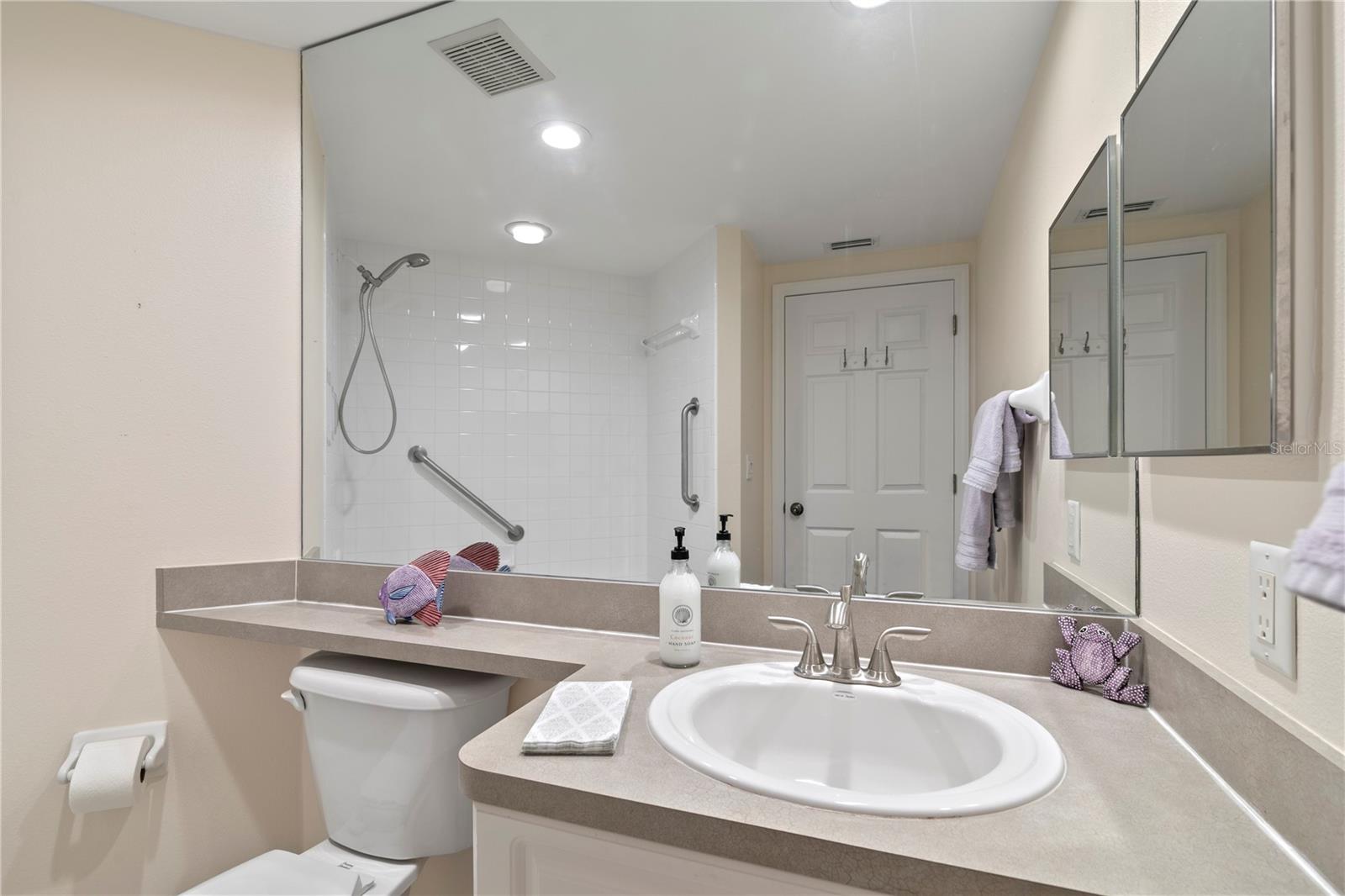 1200 Country Club Dr #1301 Property Photo 67