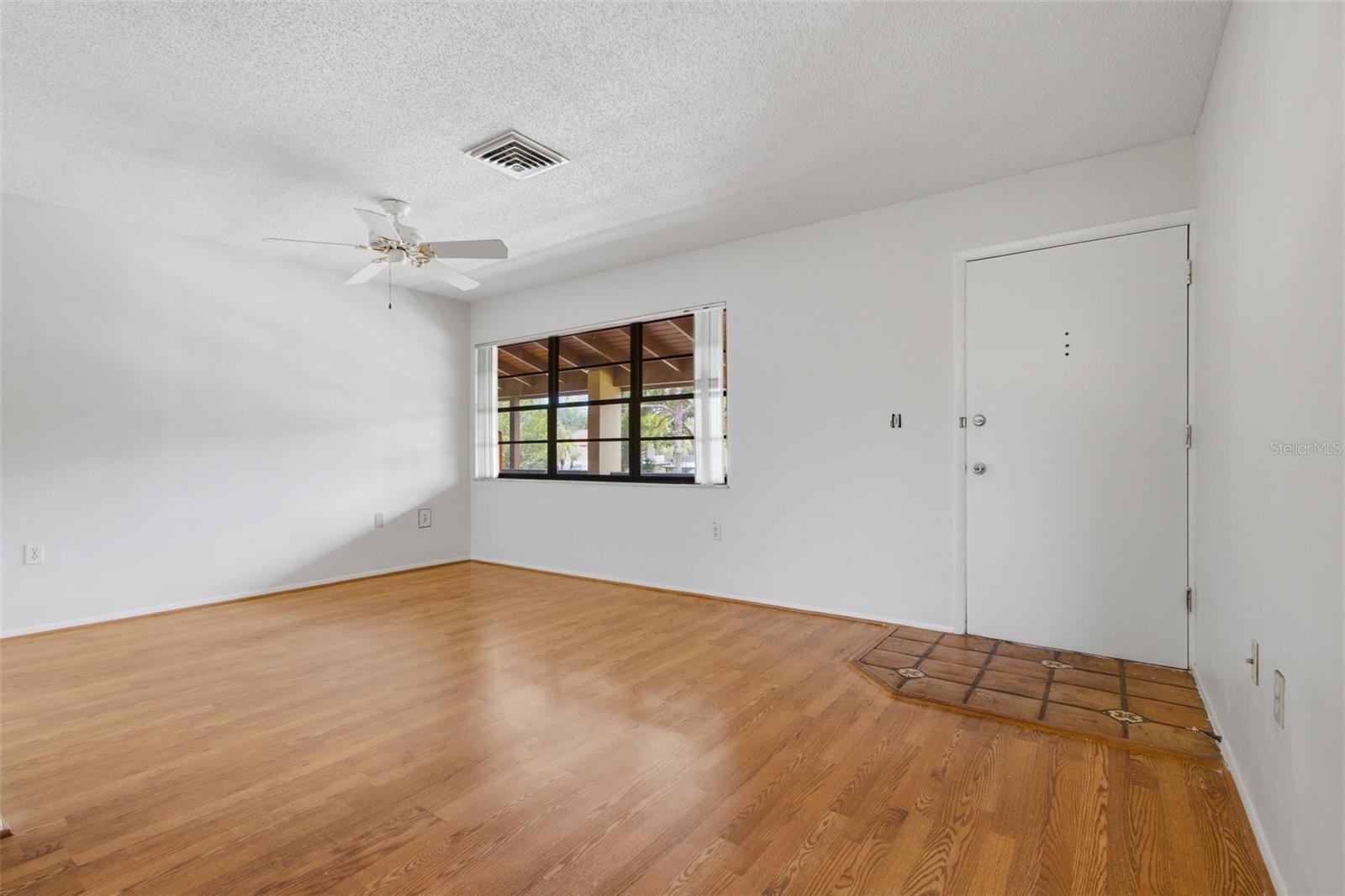 10 Quails Run Blvd #8 Property Photo 6