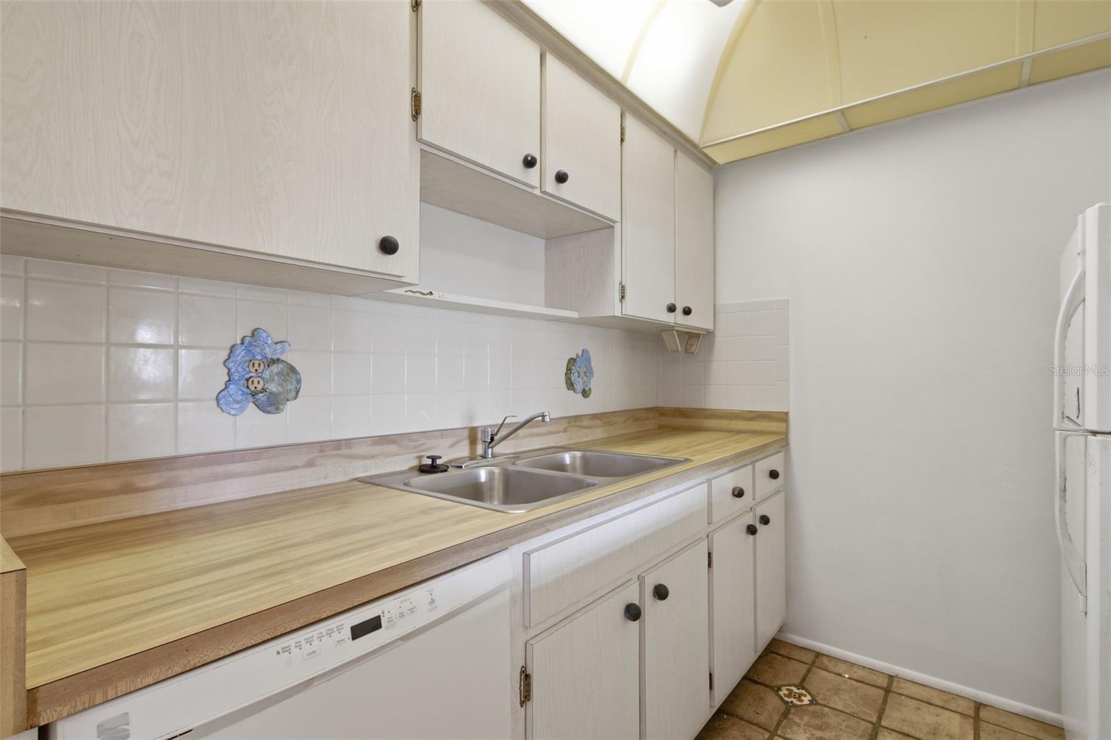 10 Quails Run Blvd #8 Property Photo 10