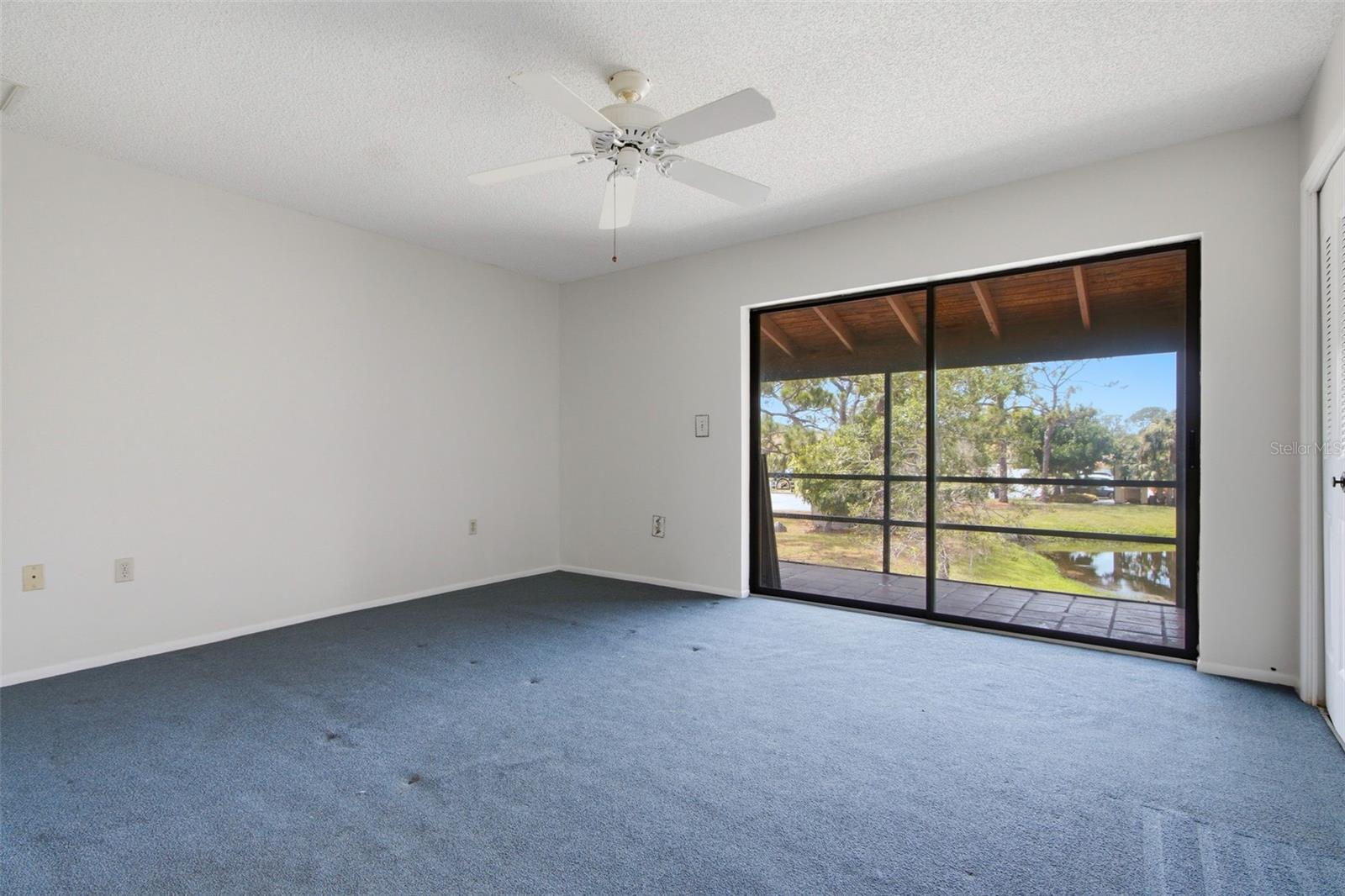 10 Quails Run Blvd #8 Property Photo 15