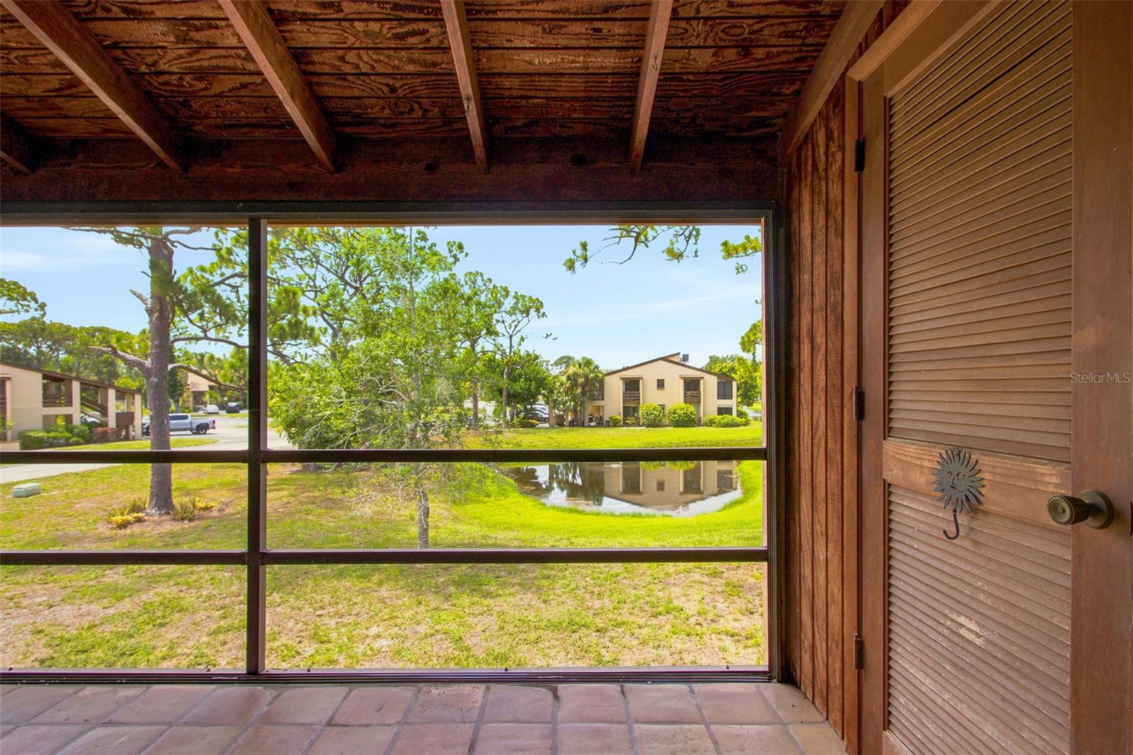 10 Quails Run Blvd #8 Property Photo 18