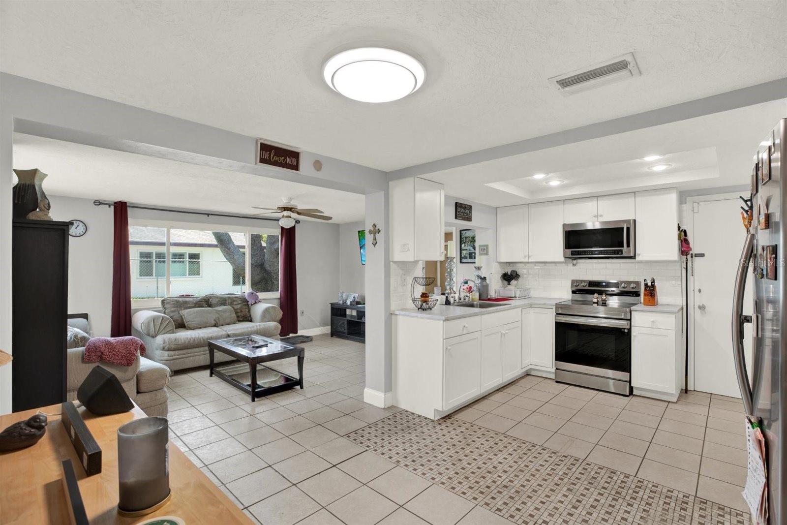 12411 Weatherstone Row Property Photo 6