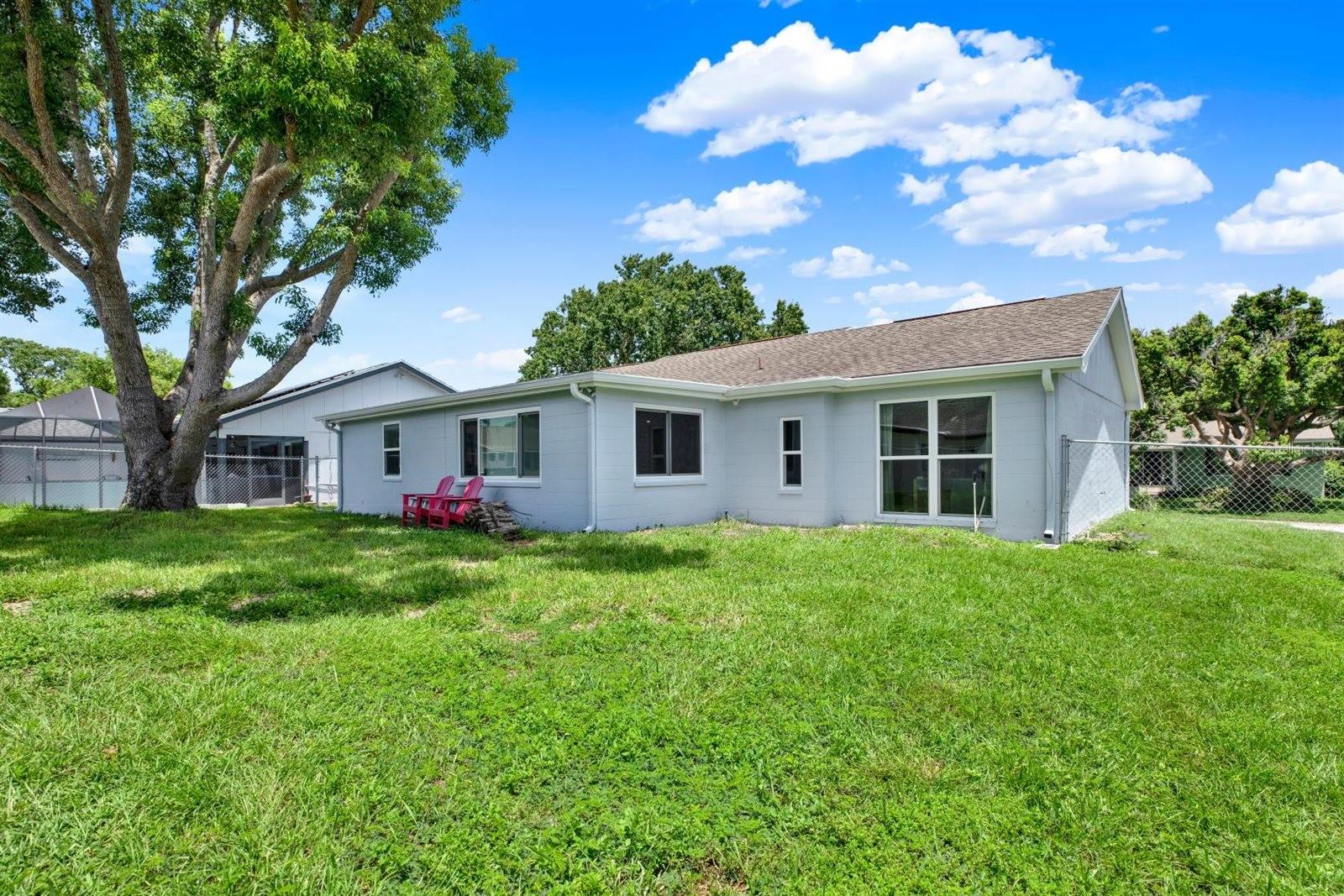 12411 Weatherstone Row Property Photo 17