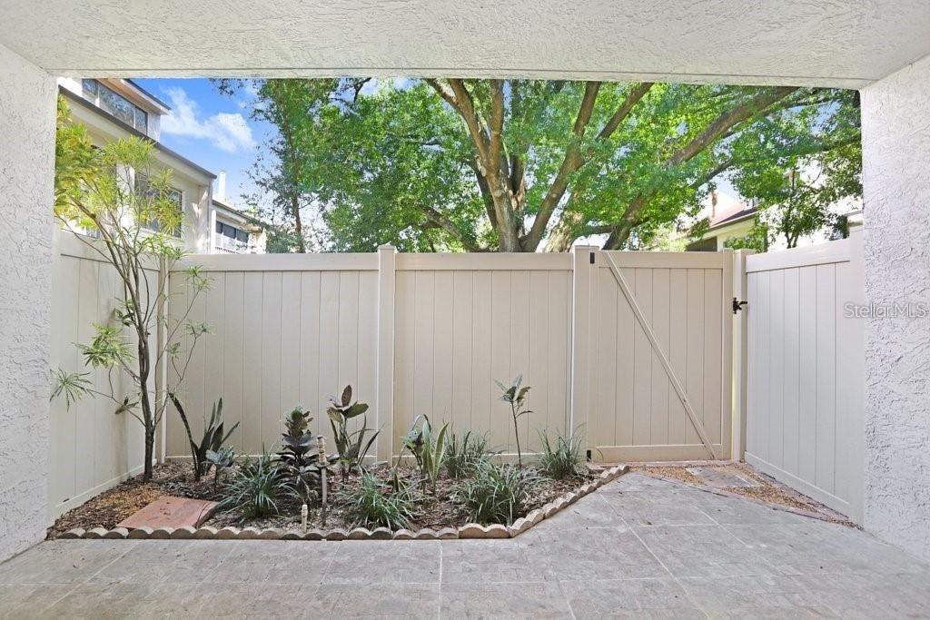 4833 Puritan Cir #101 Property Photo 14