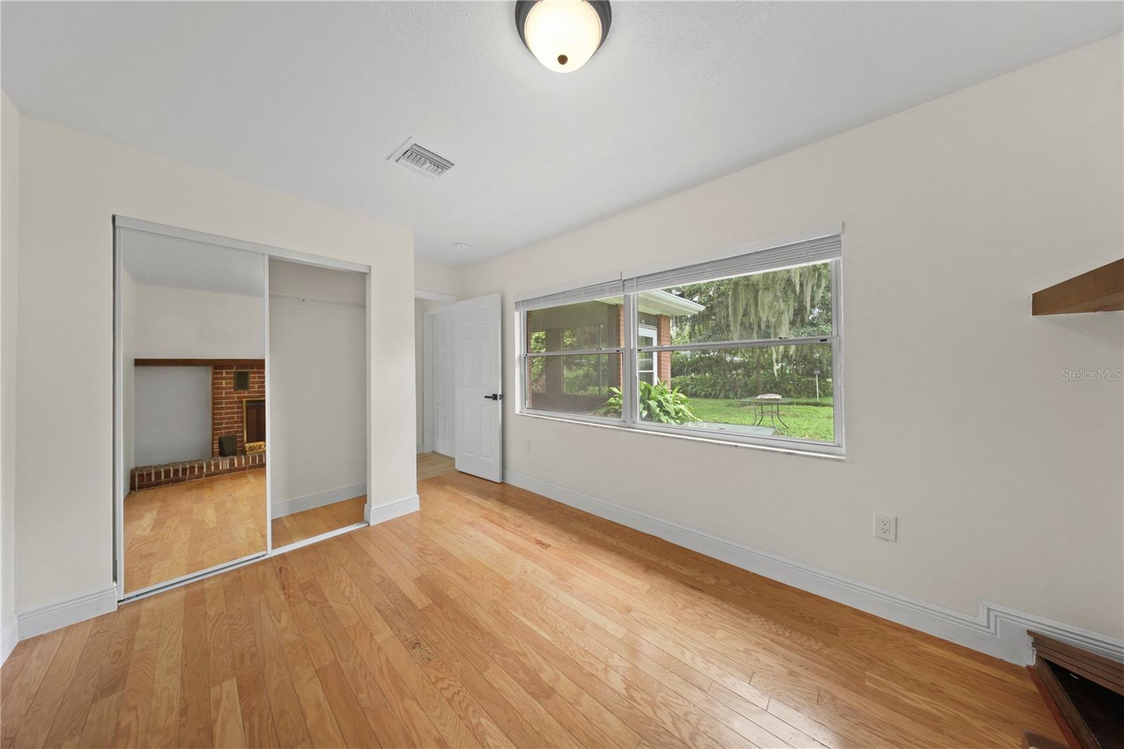 1805 Dierker Dr Property Photo 12