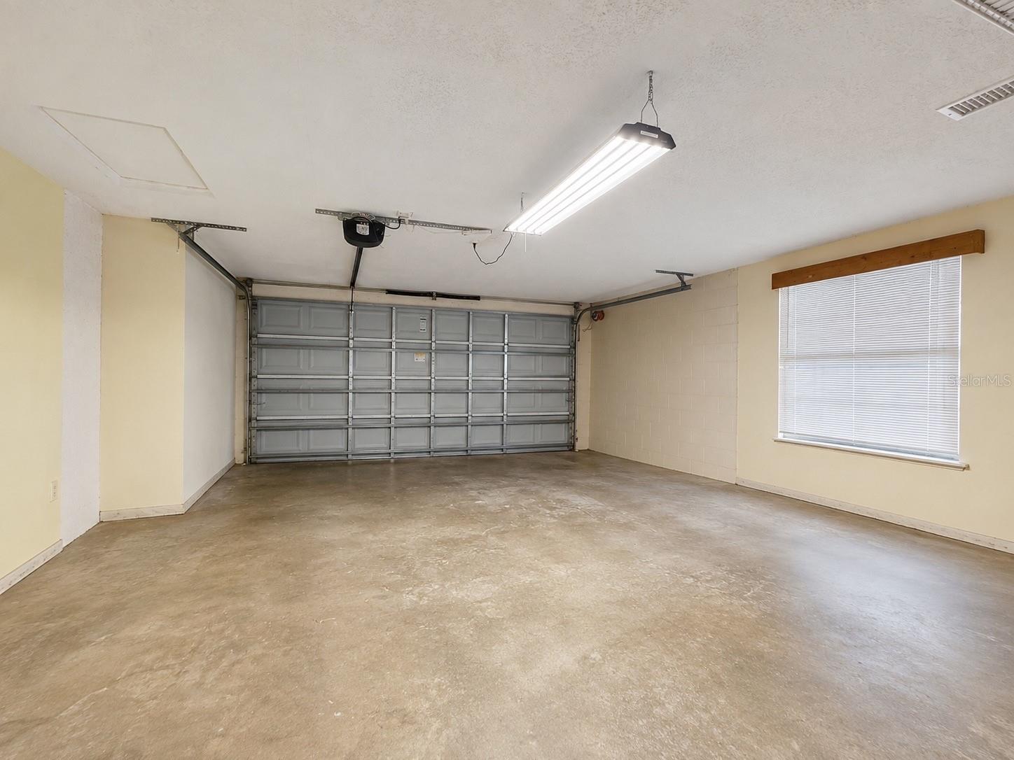 15810 Sea Oats Pl Property Photo 28