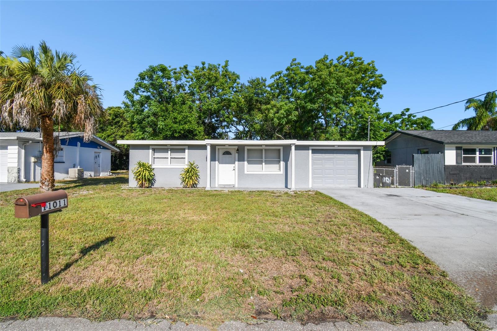11011 PICKERING LN