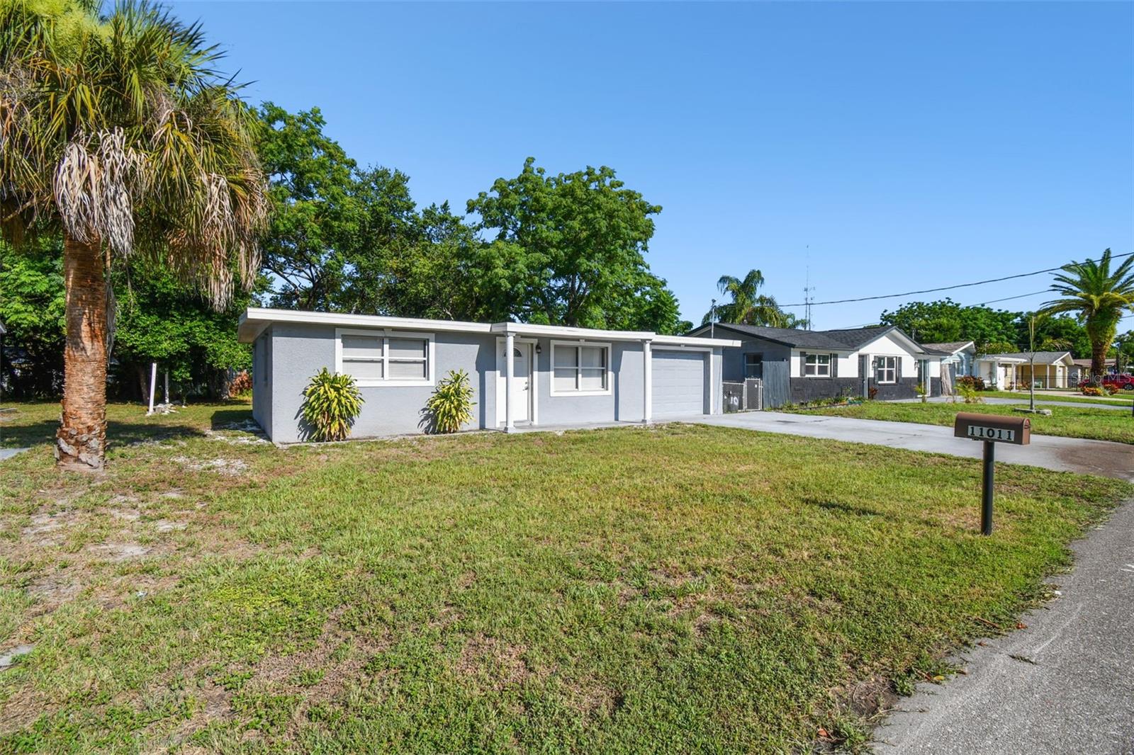 11011 Pickering Ln Property Photo 1