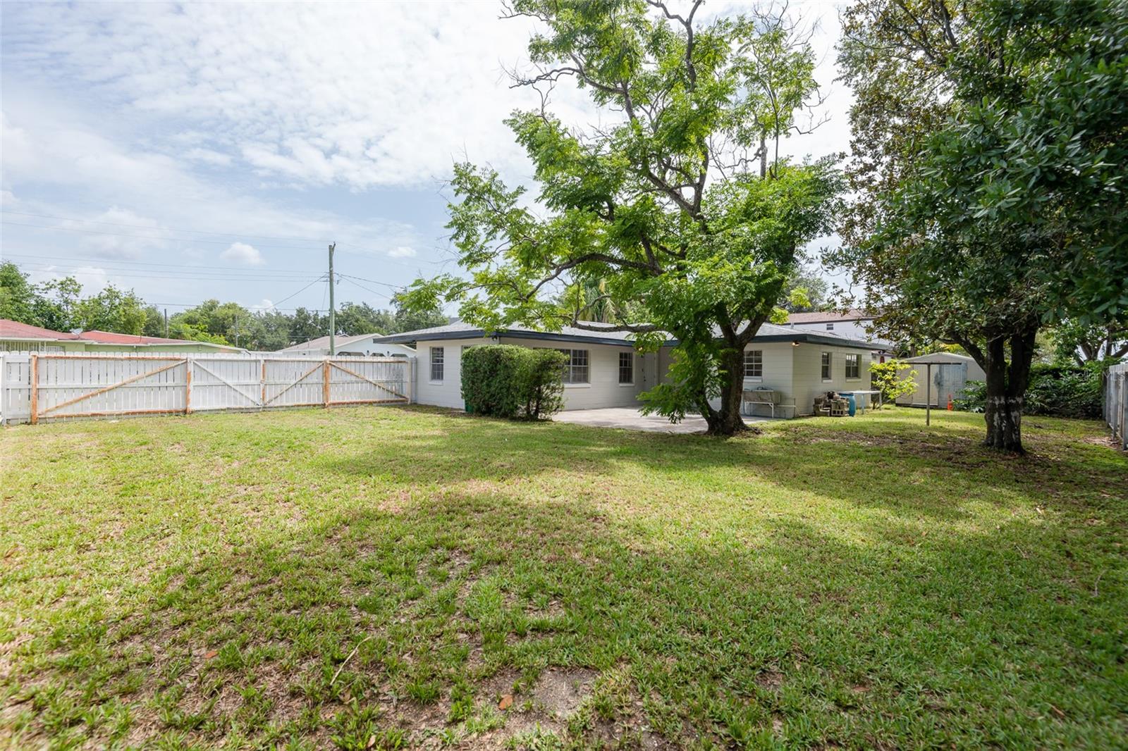 2421 Linsey St Property Photo 16