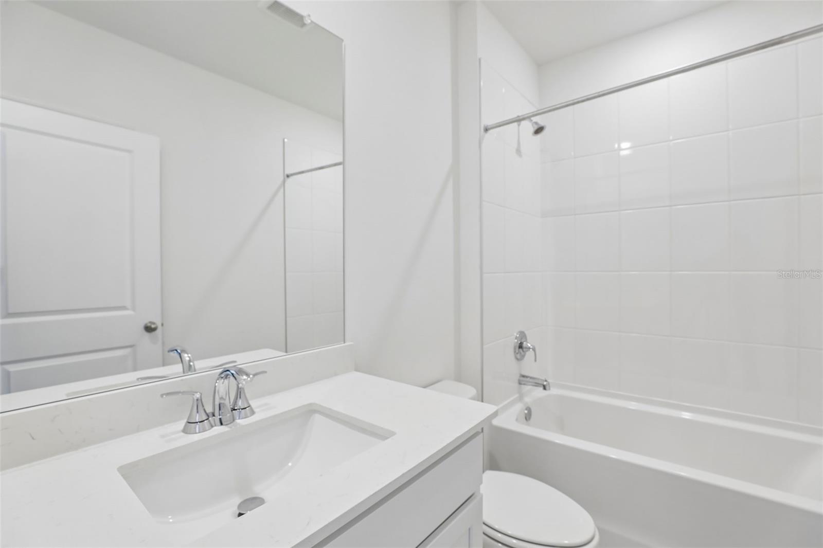 14164 Harvest Pines Ln Property Photo 15