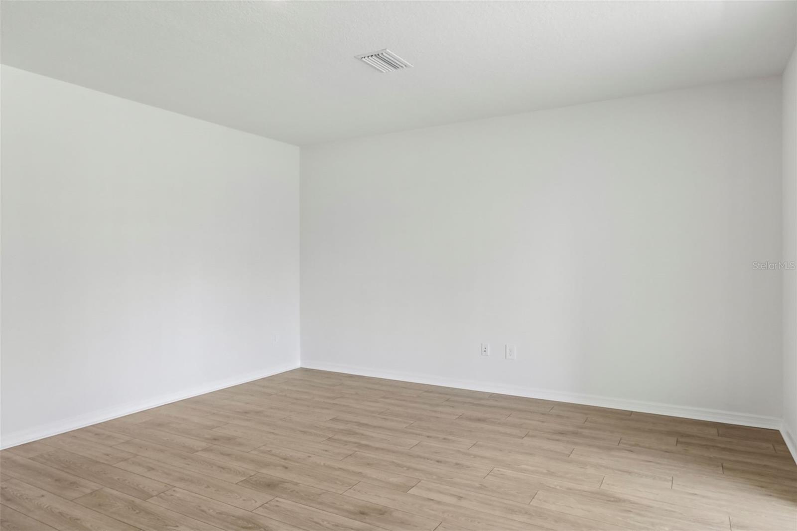 14164 Harvest Pines Ln Property Photo 28
