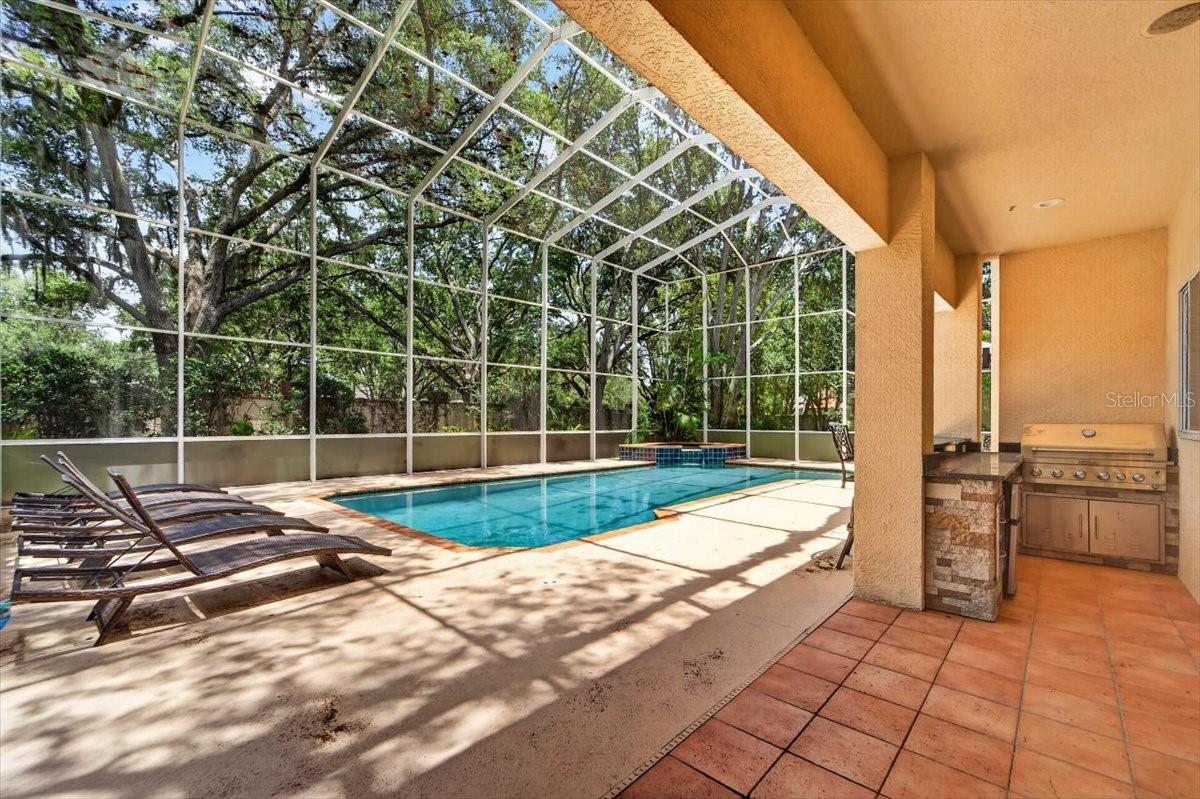 15707 Cochester Rd Property Photo 19