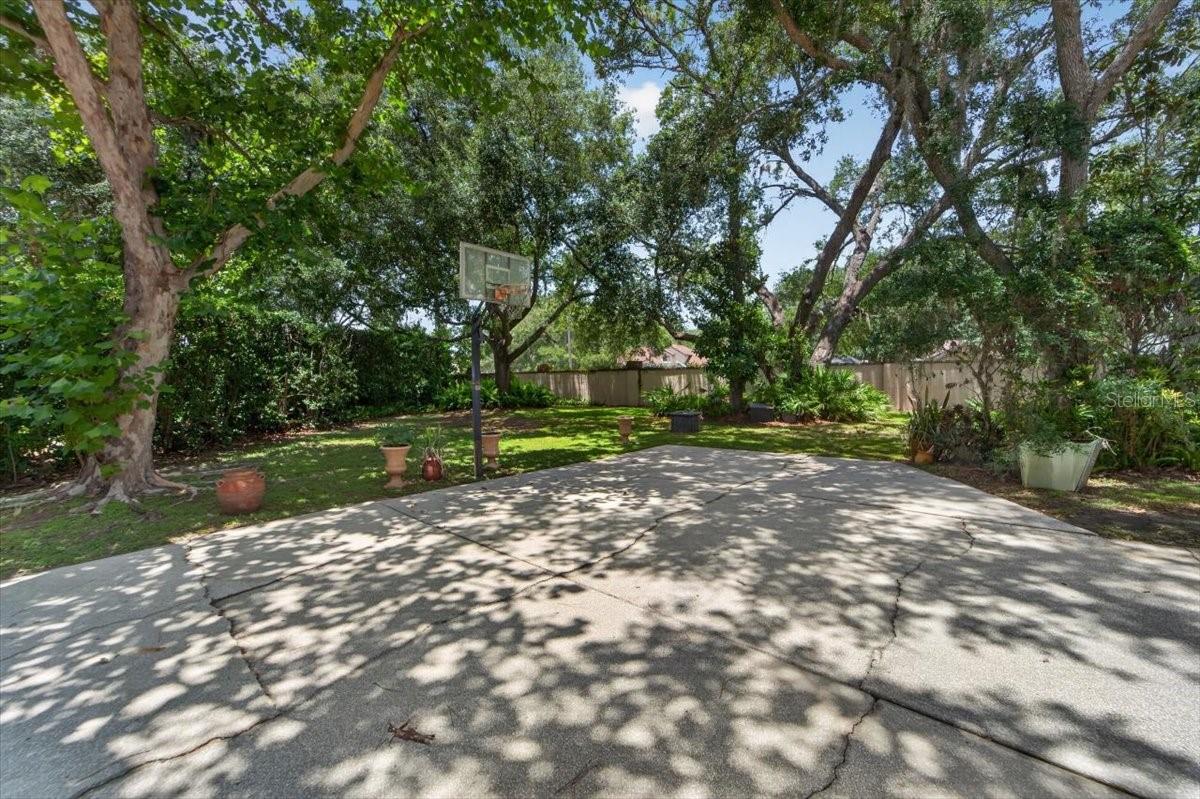 15707 Cochester Rd Property Photo 35