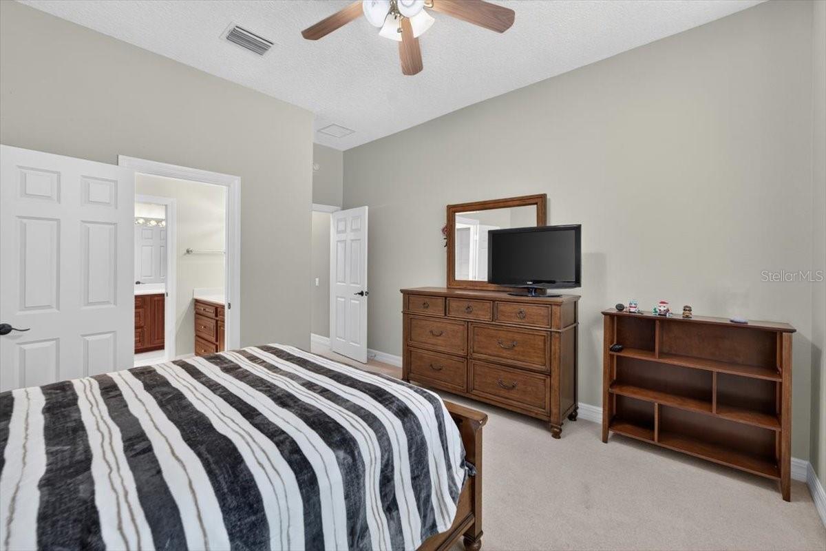 15707 Cochester Rd Property Photo 56