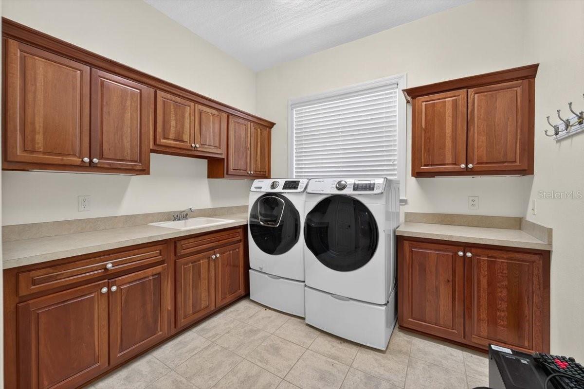 15707 Cochester Rd Property Photo 62