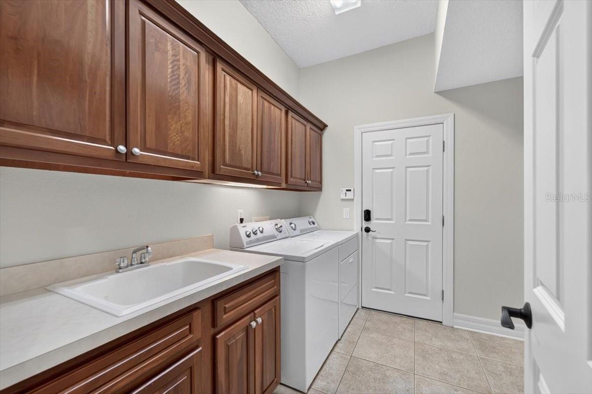 15707 Cochester Rd Property Photo 78
