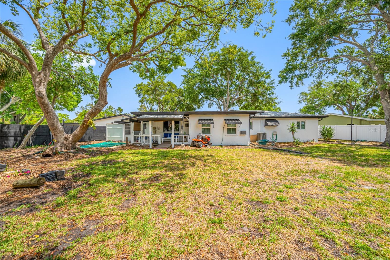 8444 8th Way N Property Photo 26