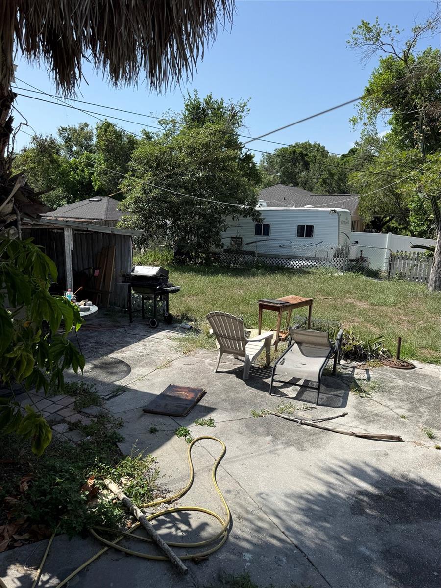 3012 N Albany Ave Property Photo 3
