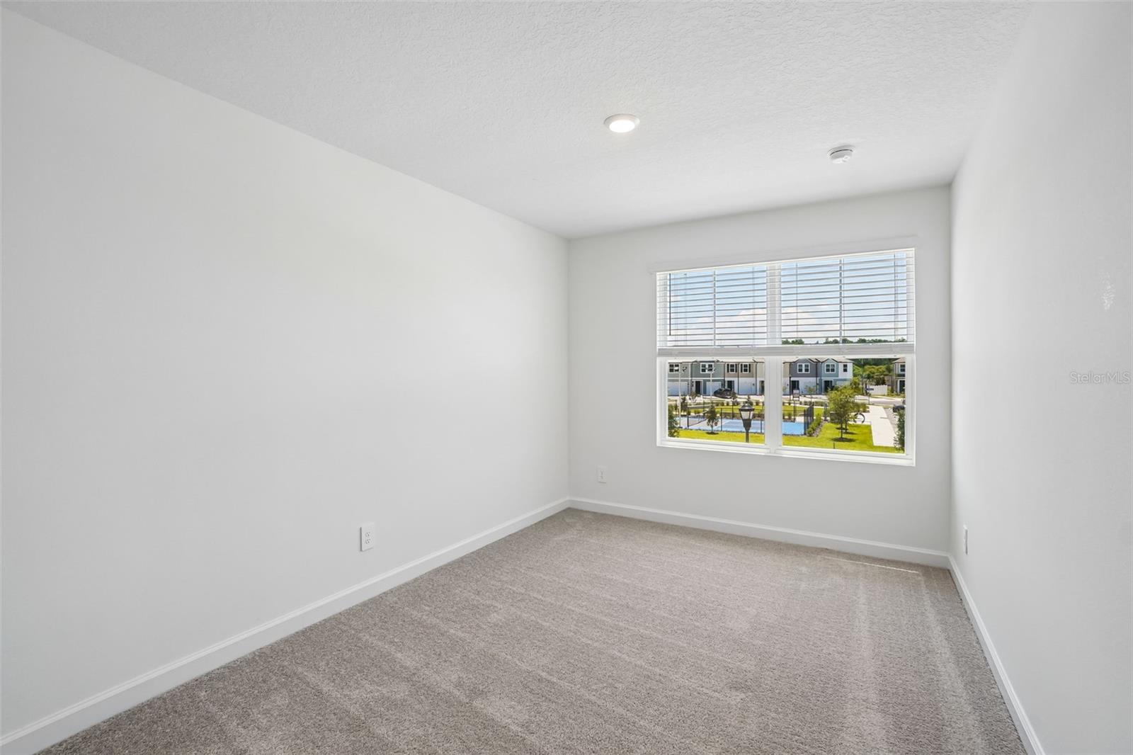 7556 Deer Valley Circle Property Photo 30