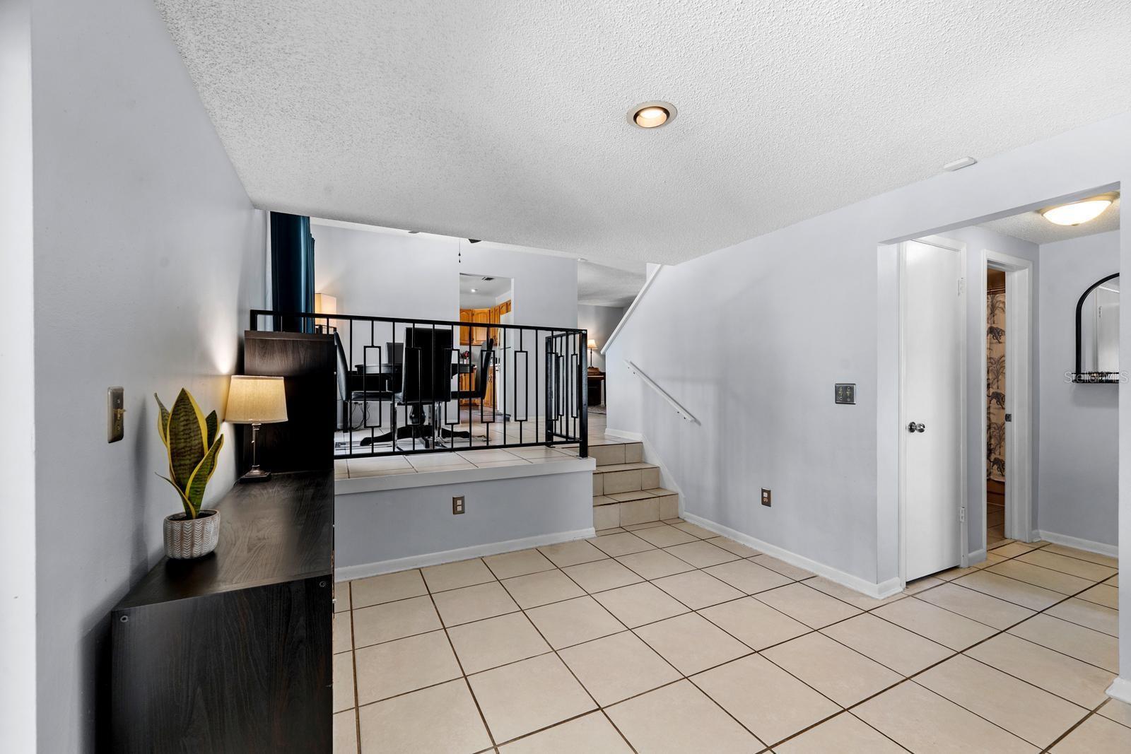 709 Caliente Dr Property Photo 23