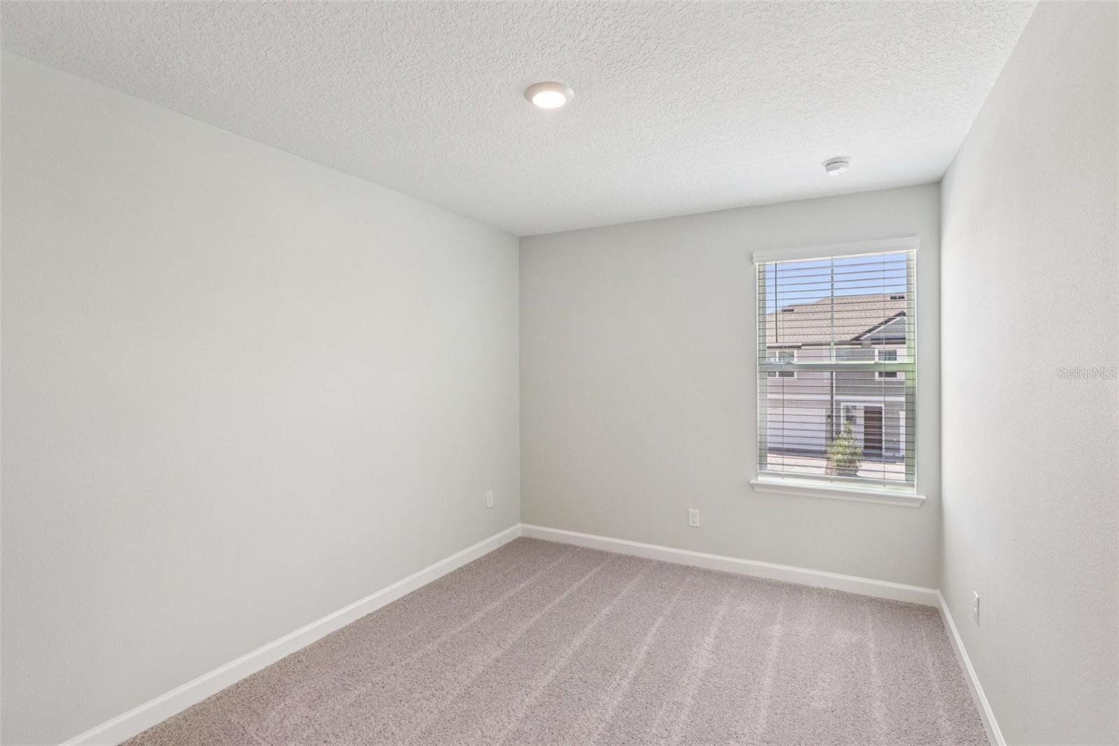 7558 Deer Valley Circle Property Photo 19