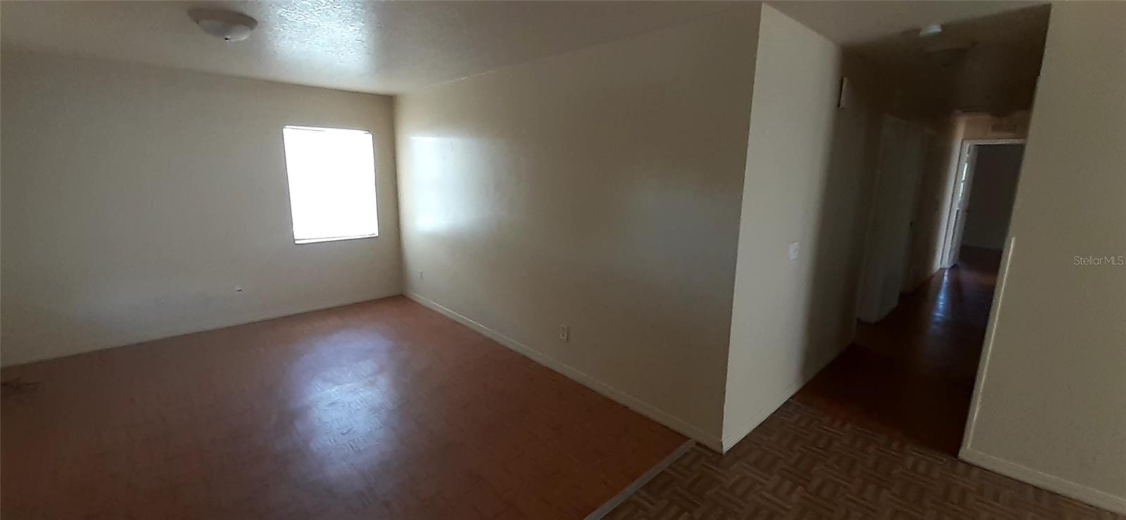 4226 E Palifox St Property Photo 4