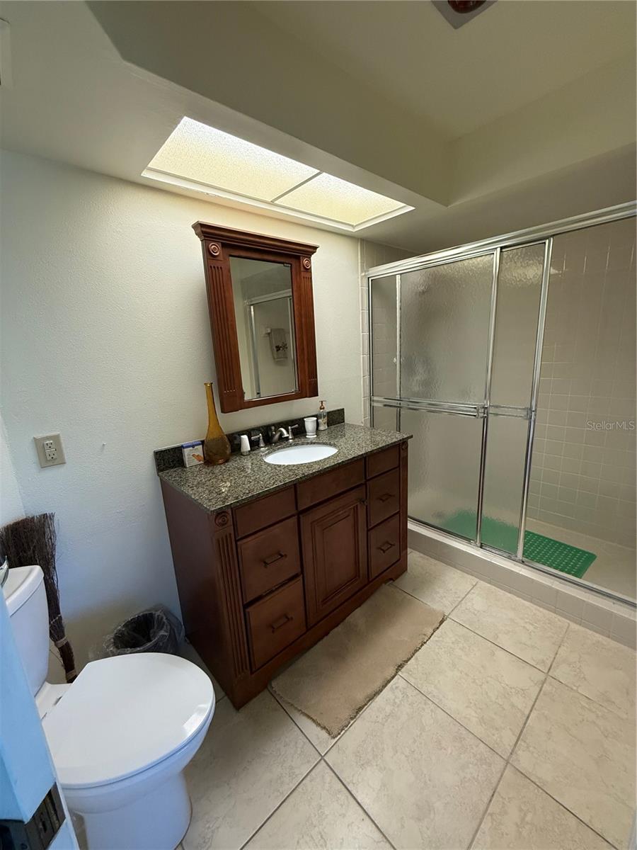 18427 Aintree Ct Property Photo 14