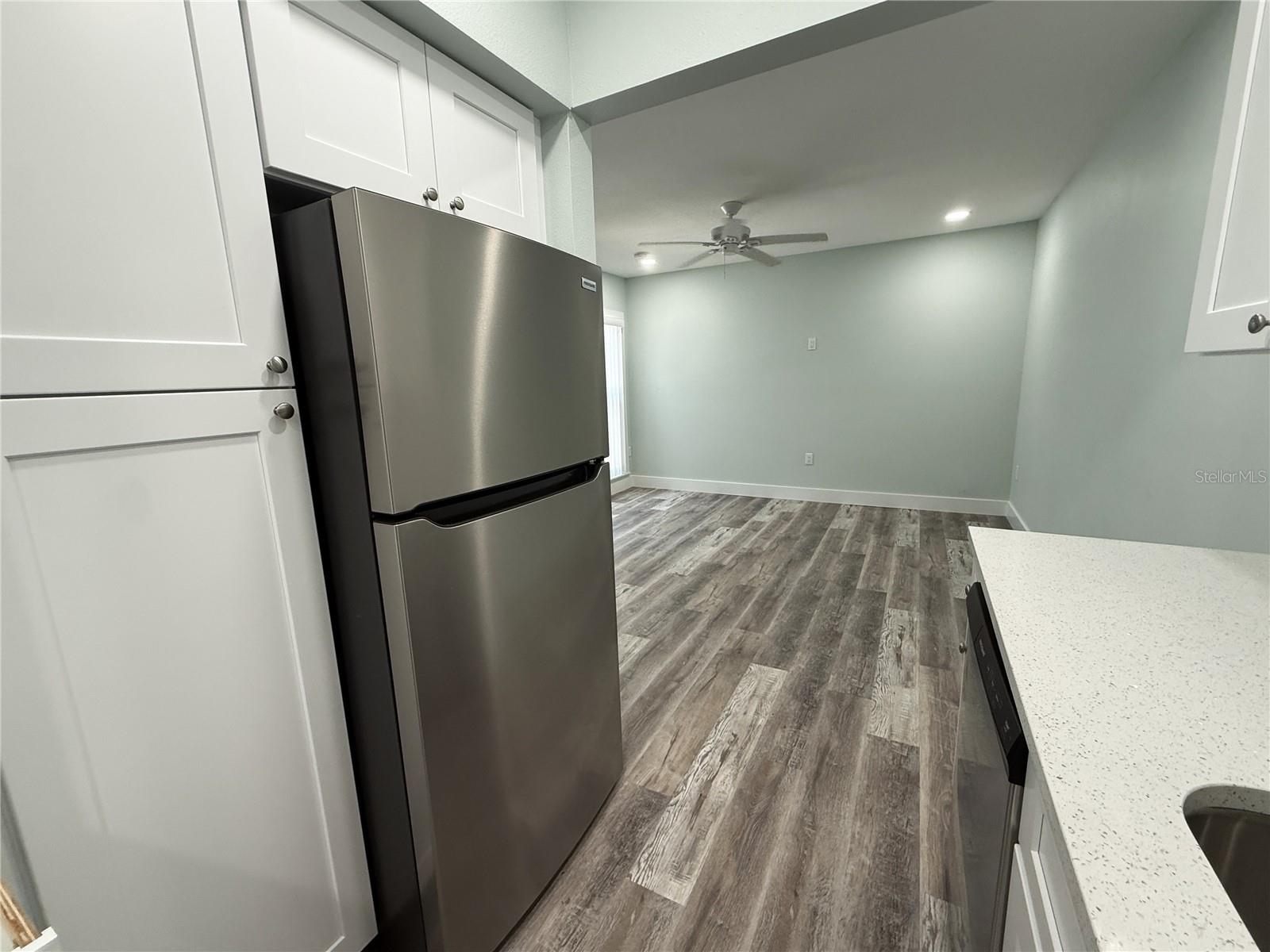 201 Medallion Blvd #d Property Photo 9