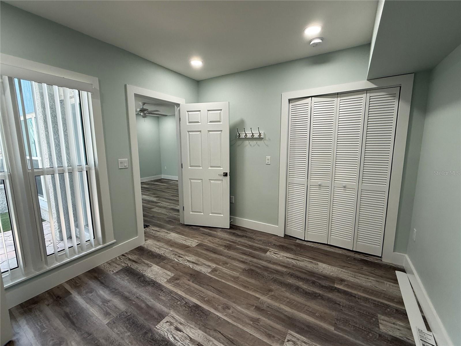 201 Medallion Blvd #d Property Photo 13