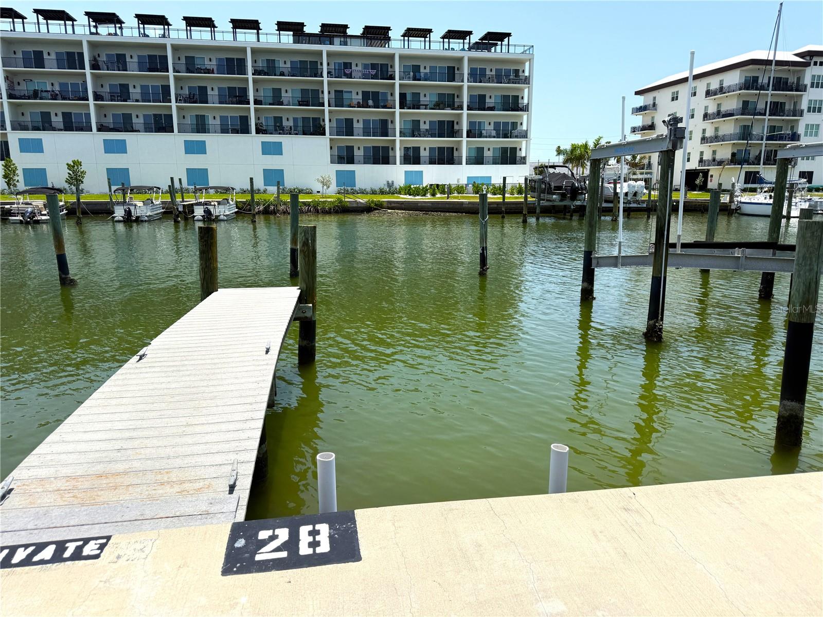 201 Medallion Blvd #d Property Photo 16