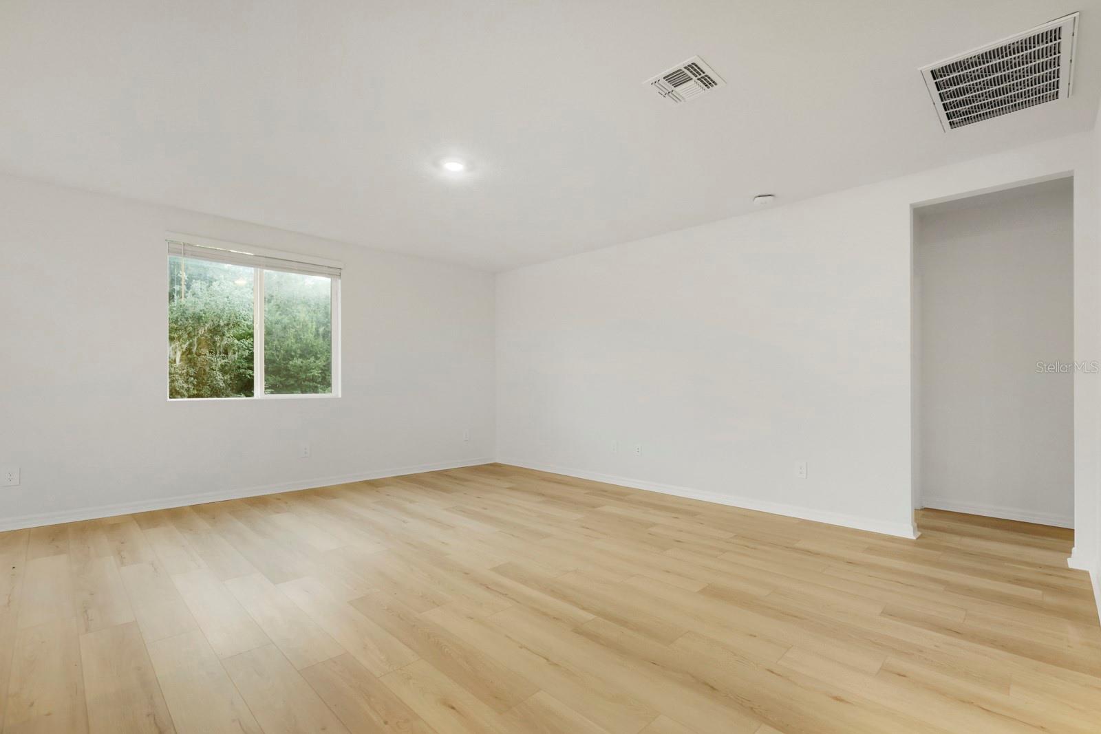 7637 Satterfield Ter Property Photo 6