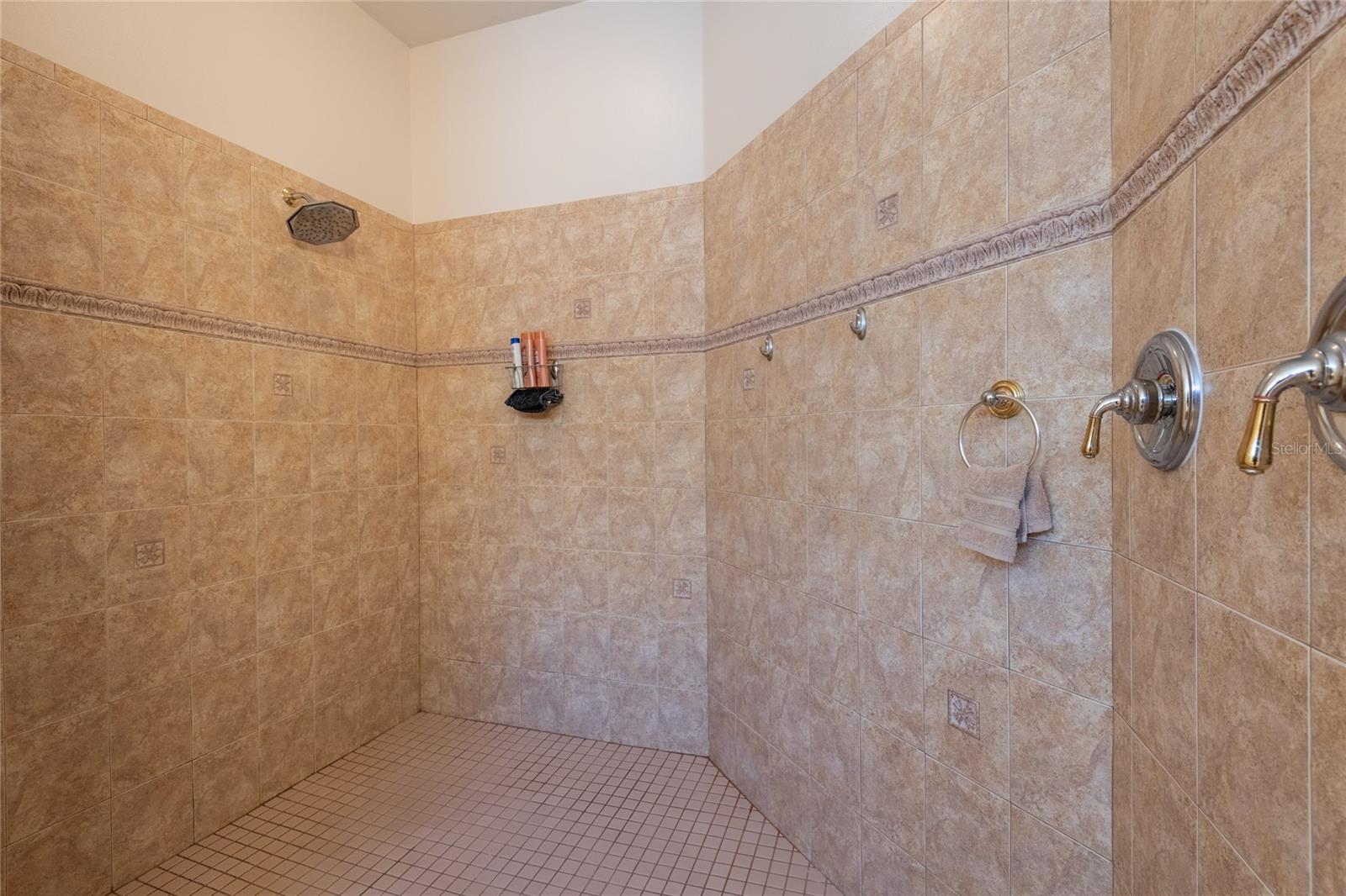 21023 Los Cabos Ct Property Photo 21