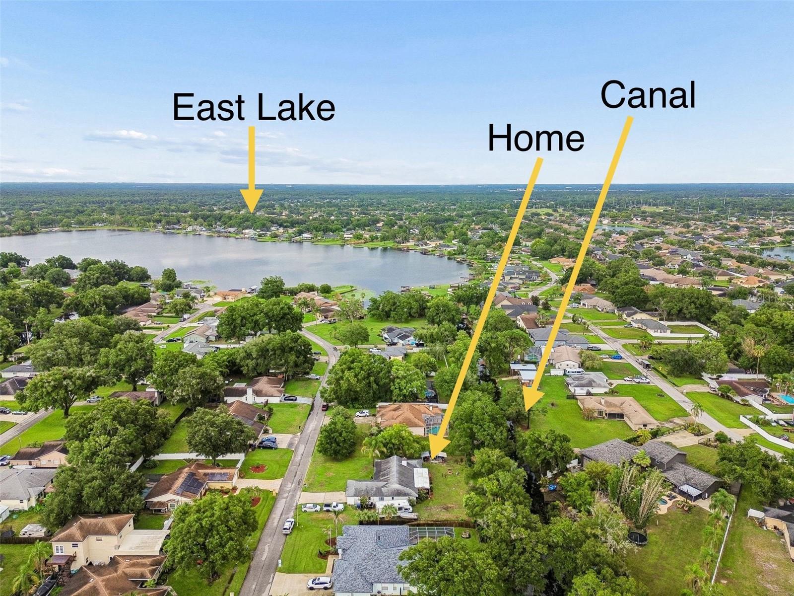 22408 Shoreside Dr Property Photo 2