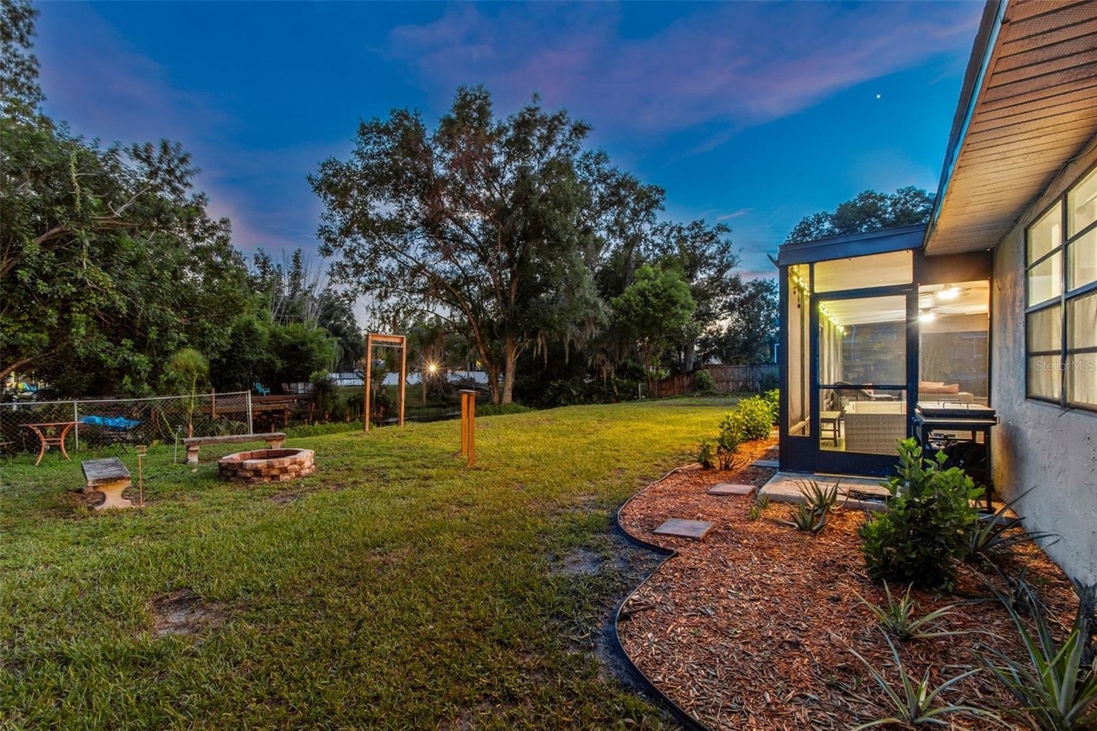 22408 Shoreside Dr Property Photo 49