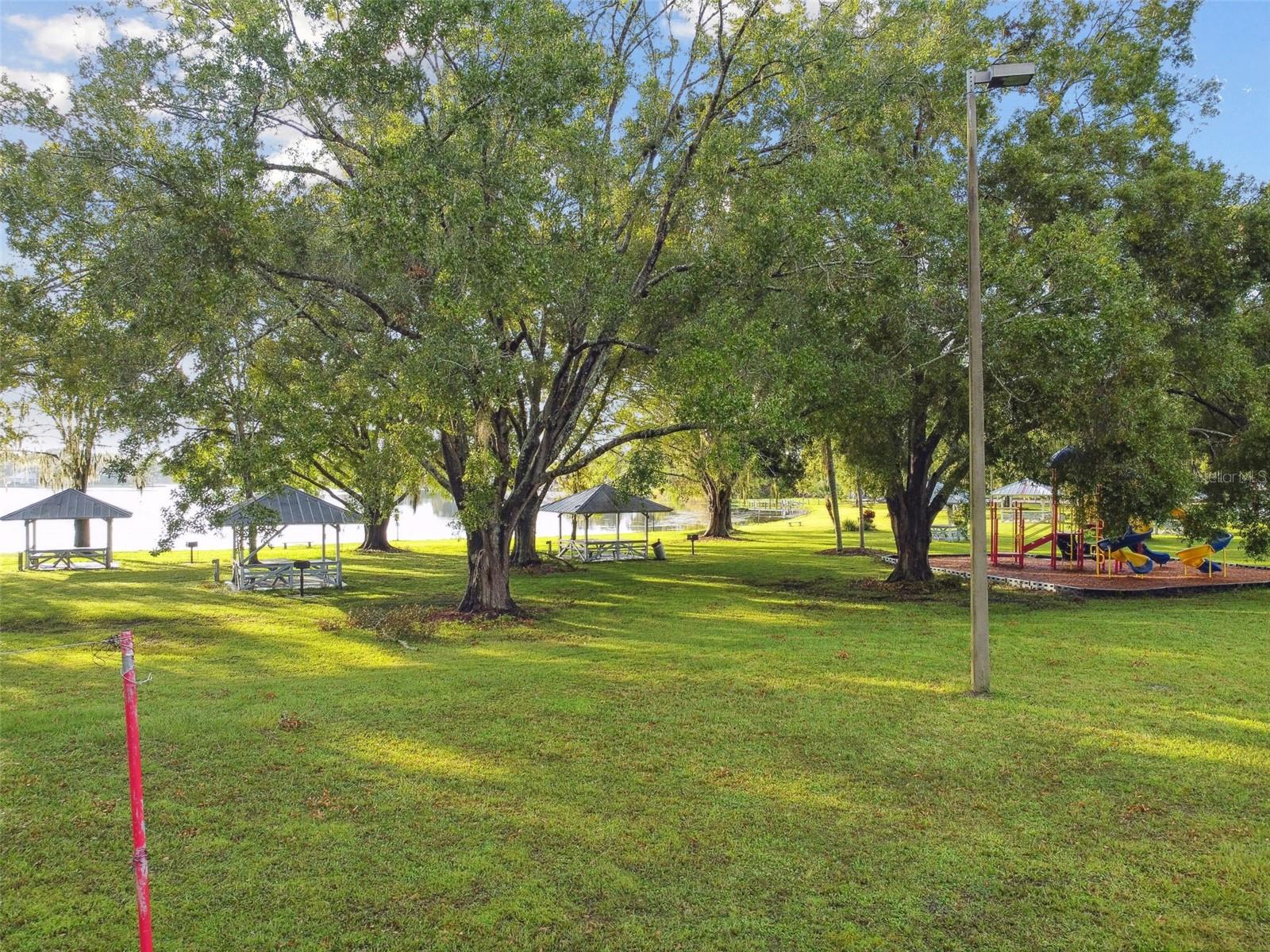 22408 Shoreside Dr Property Photo 83