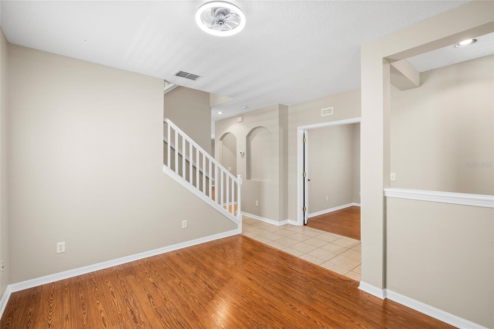 5906 Beaconpark St Property Photo 12
