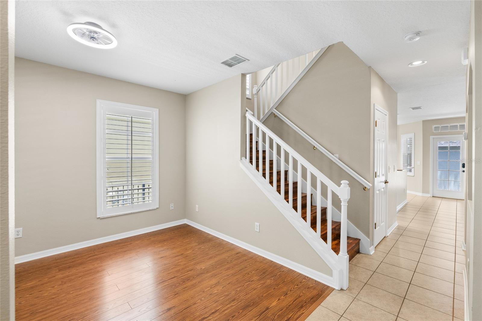 5906 Beaconpark St Property Photo 13