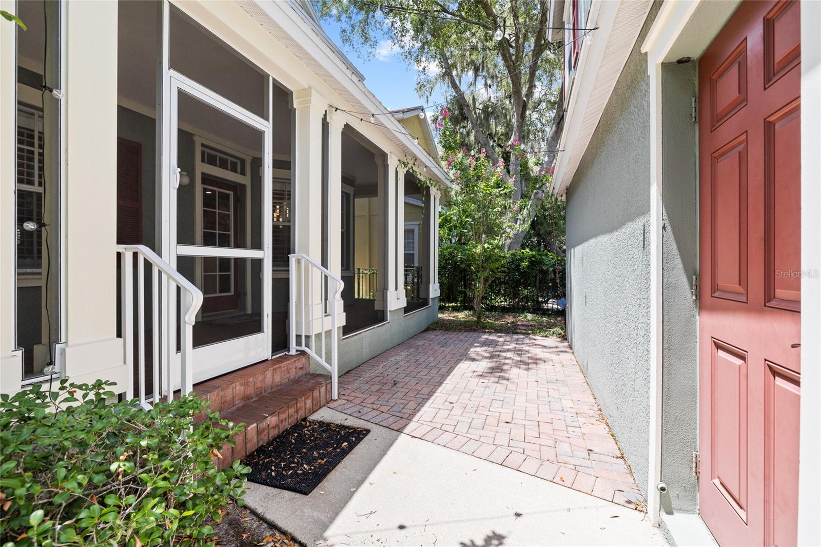 5906 Beaconpark St Property Photo 47