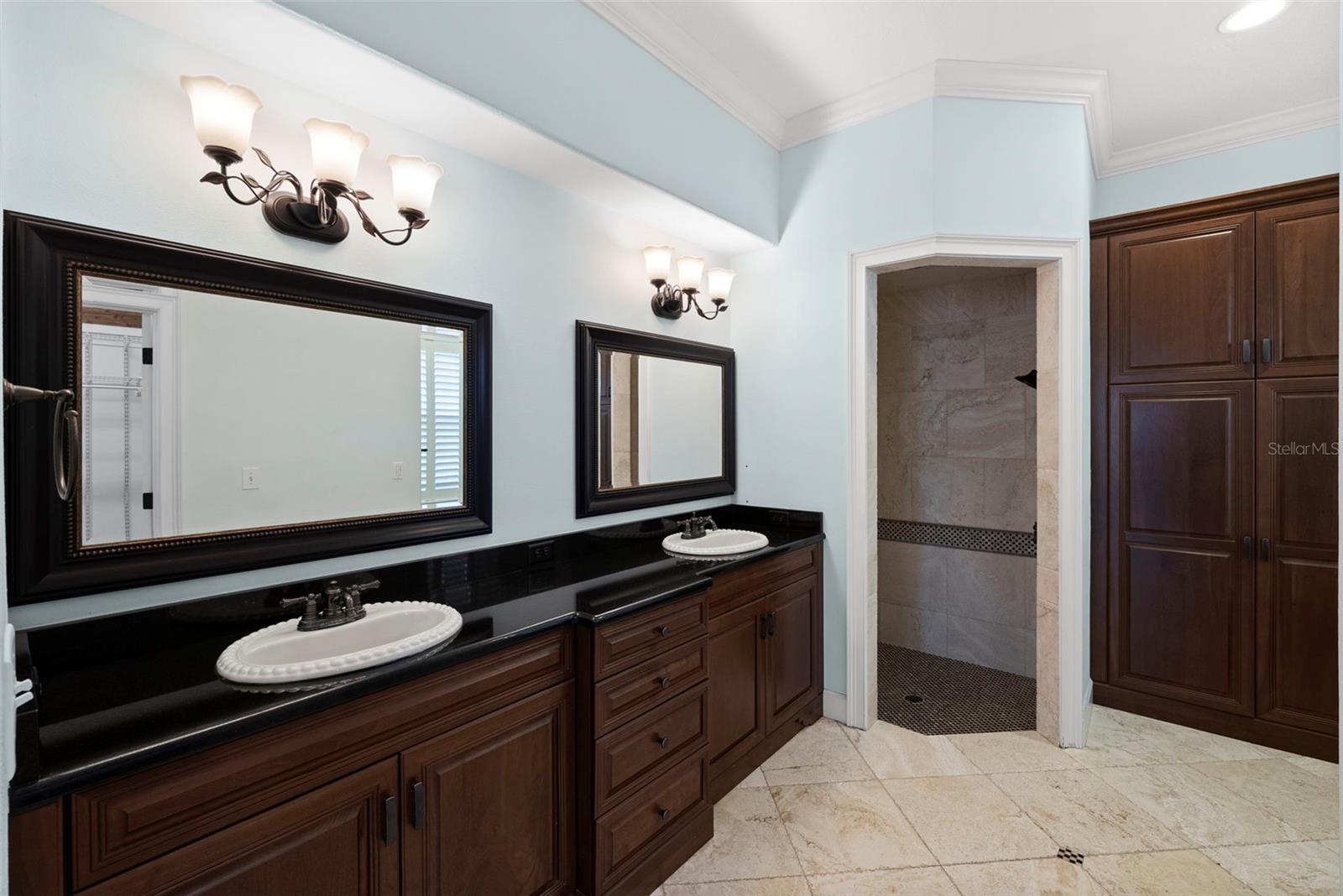 2689 Waters Edge Ct Property Photo 41